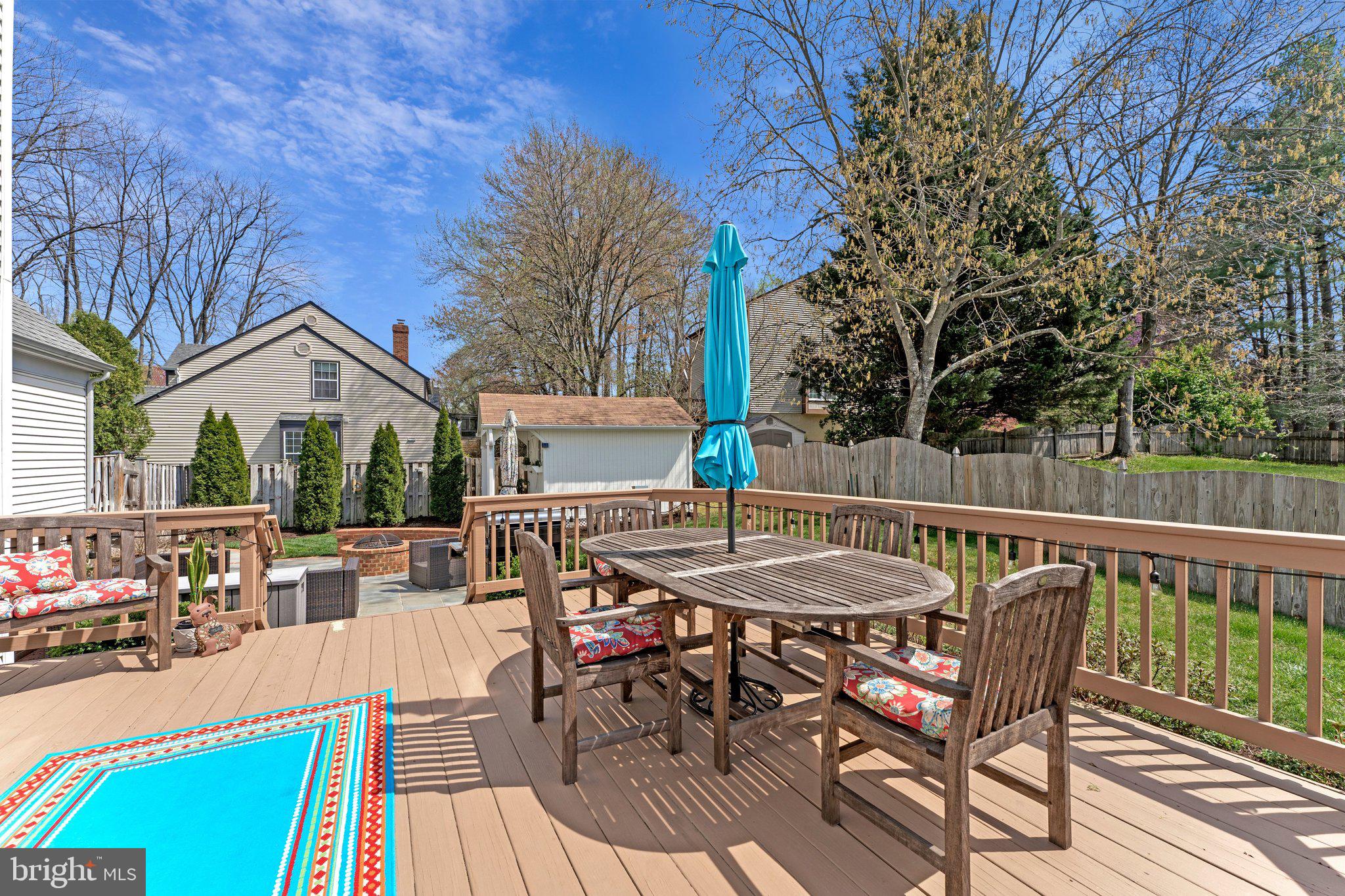 TRIPLE RIDGE - Residential