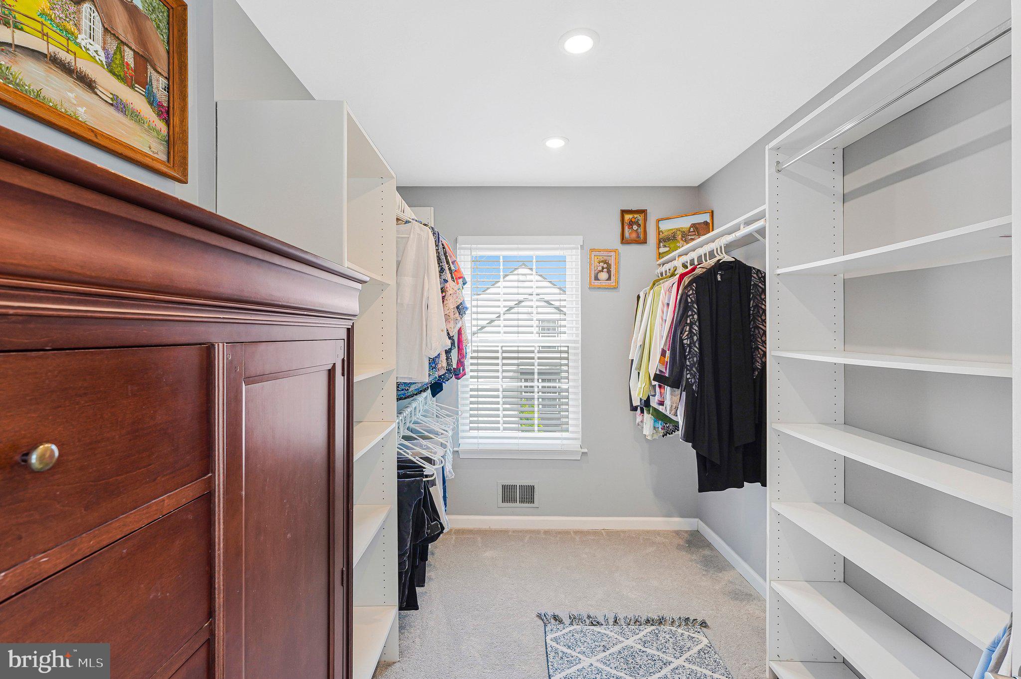 TRIPLE RIDGE - Residential