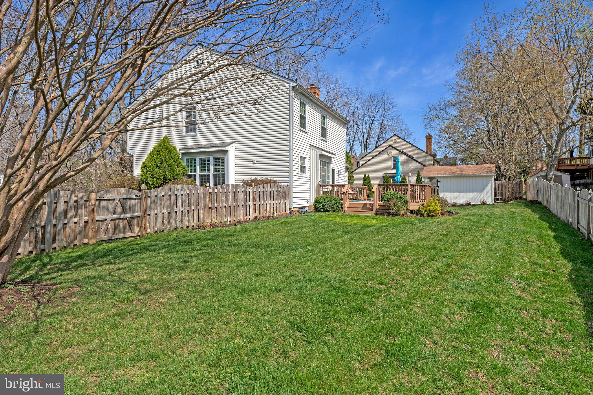 TRIPLE RIDGE - Residential