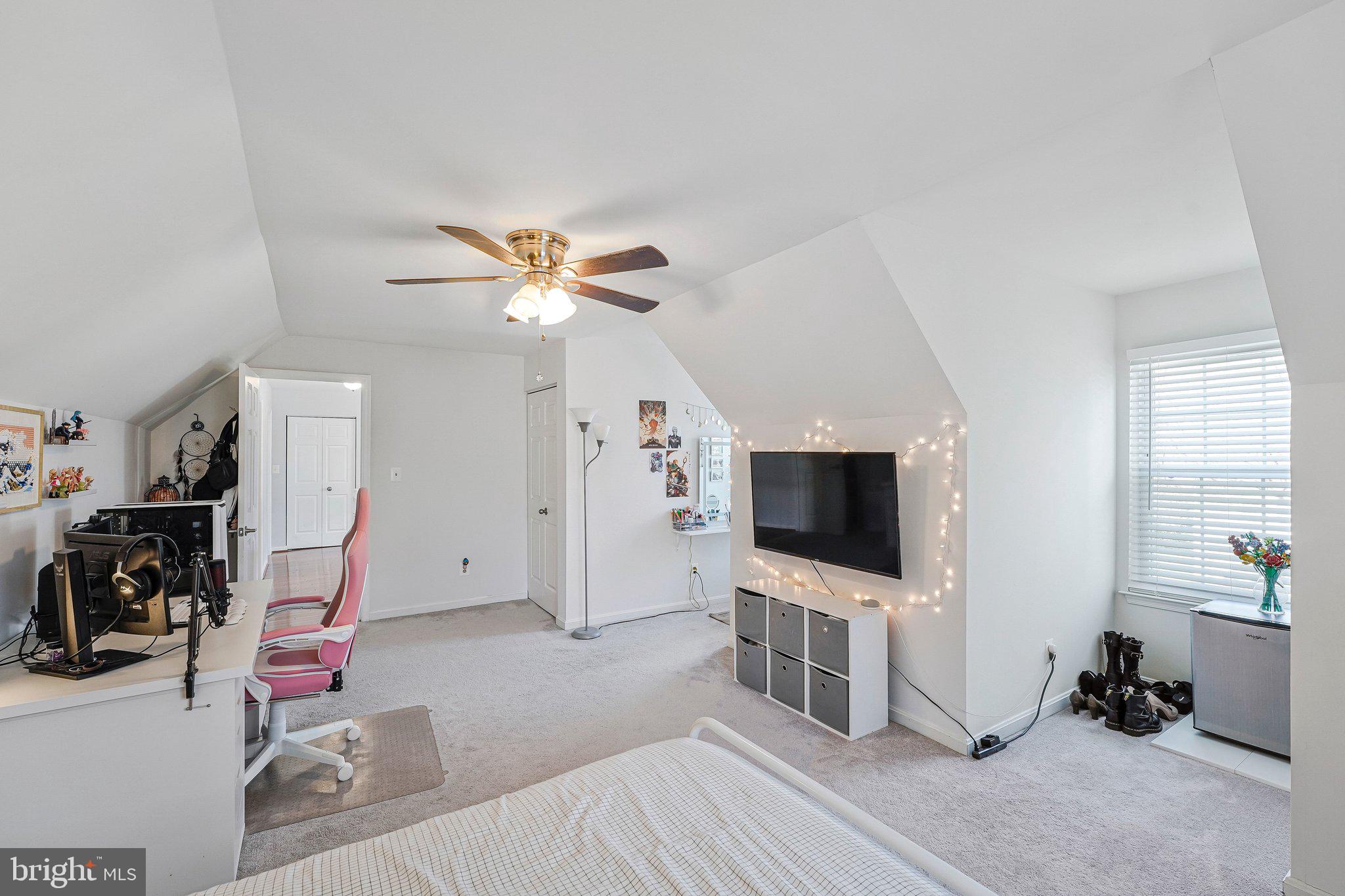 TRIPLE RIDGE - Residential