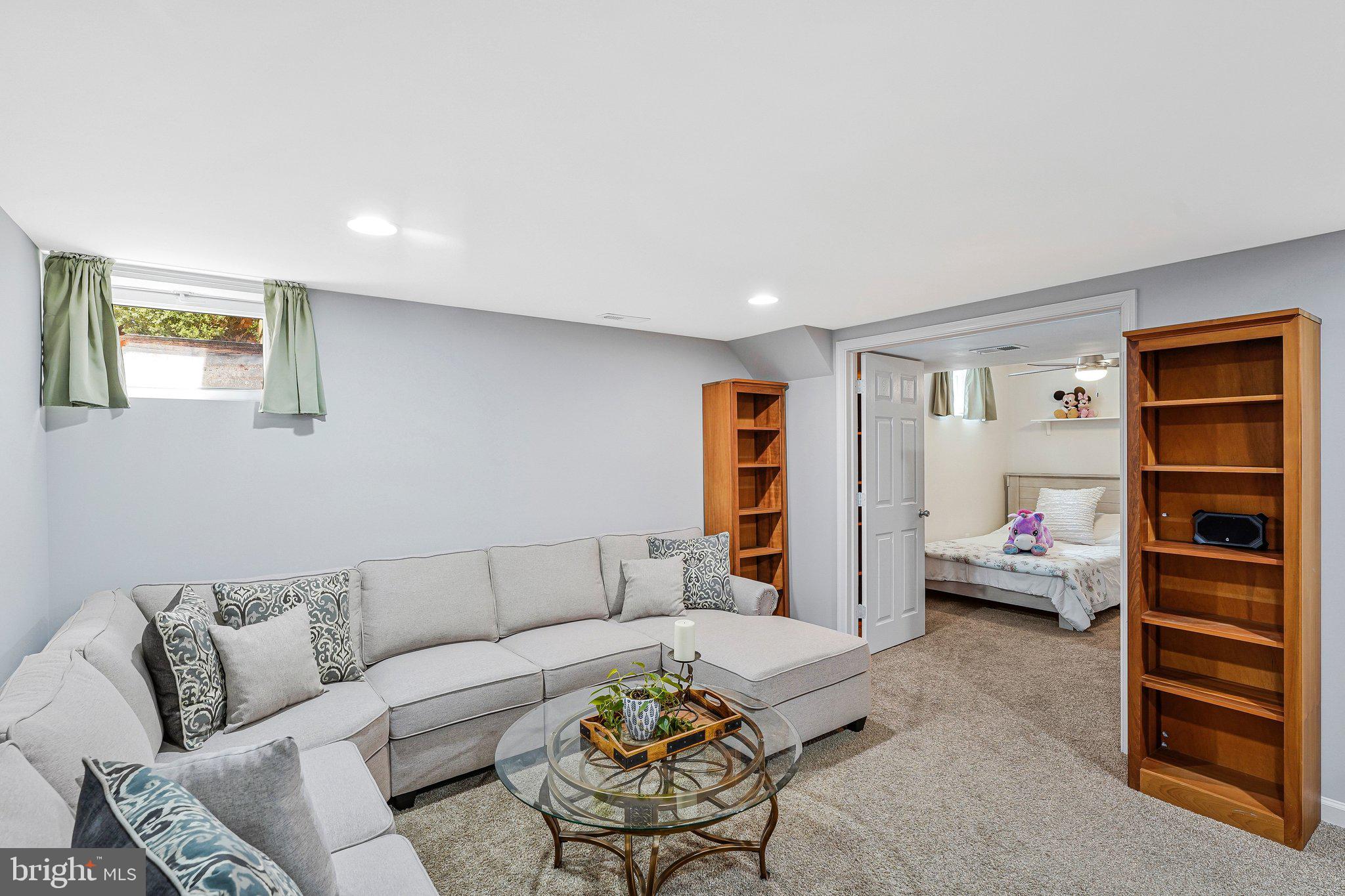 TRIPLE RIDGE - Residential