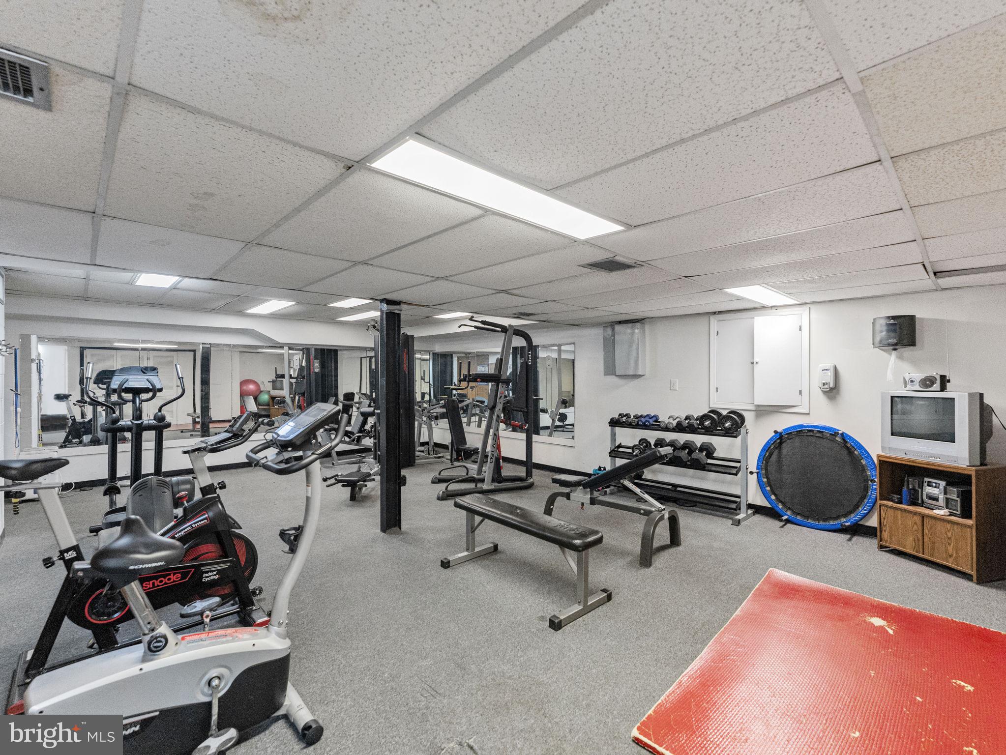 COMMONS OF ARLINGTON - Residential