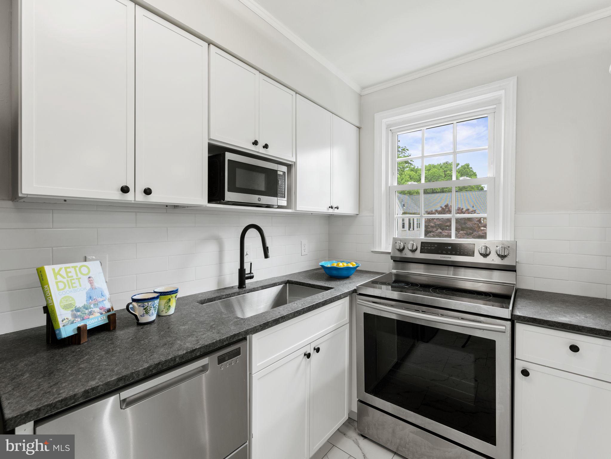 COMMONS OF ARLINGTON - Residential