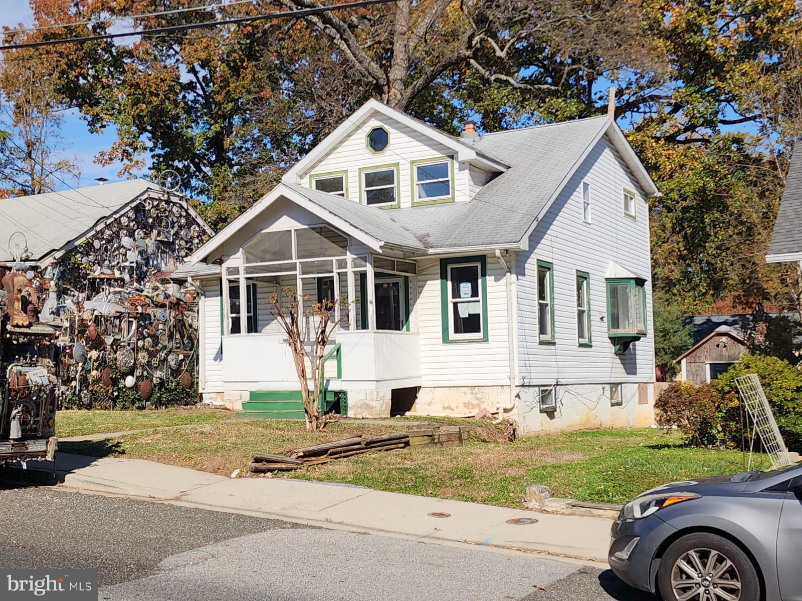 HYATTSVILLE - Residential