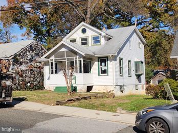Single Family Residence at 3812 NICHOLSON STREET