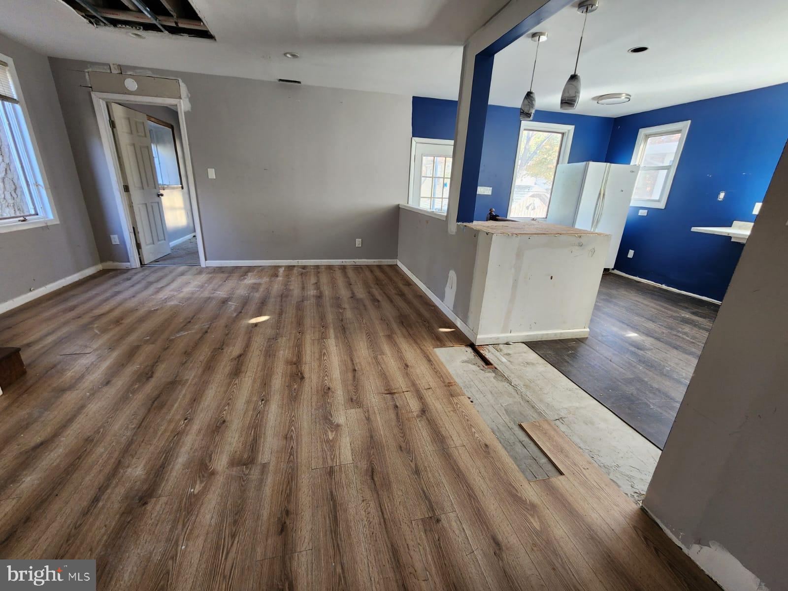 HYATTSVILLE - Residential