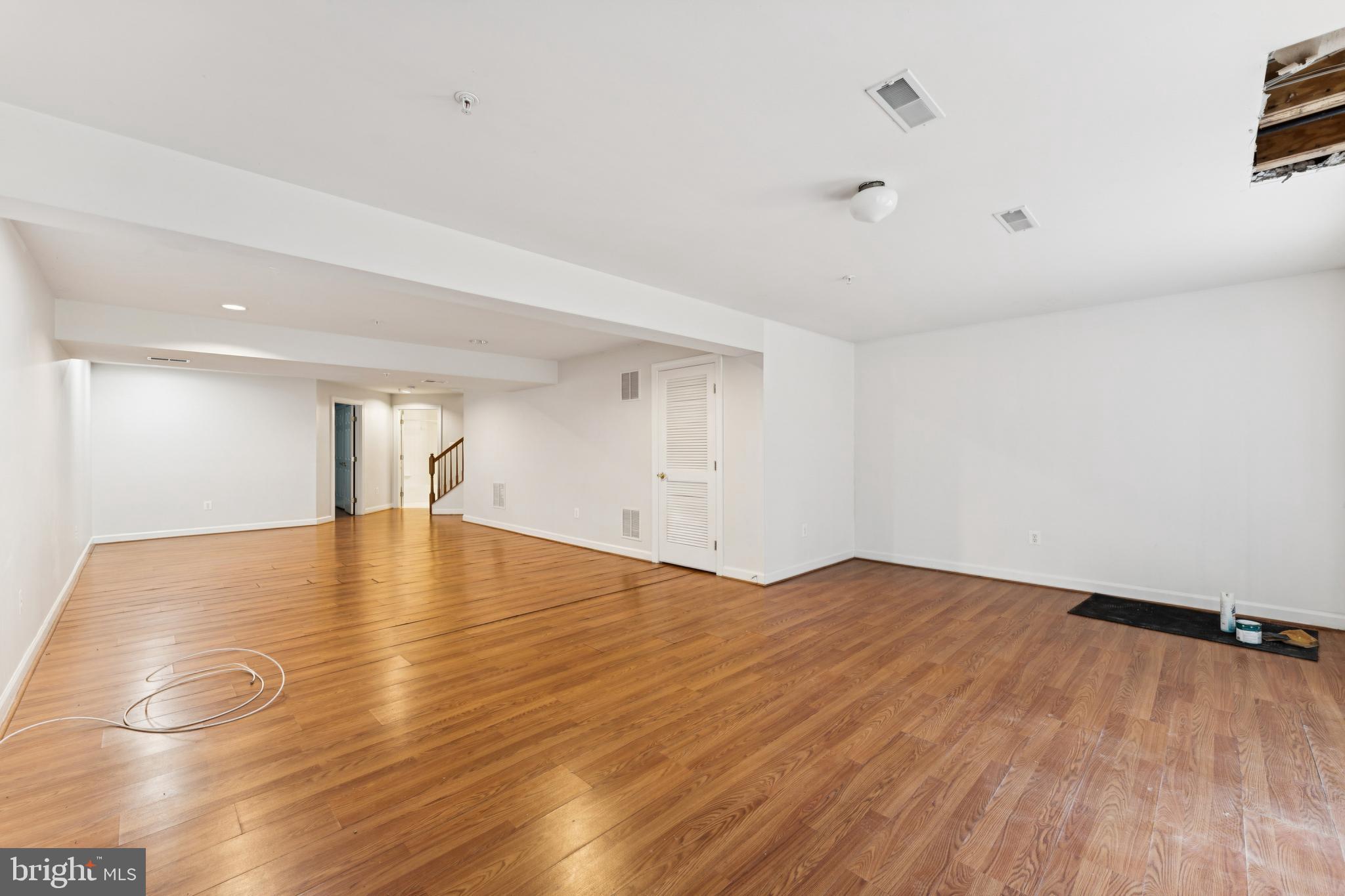 POTOMAC CHASE - Residential Lease