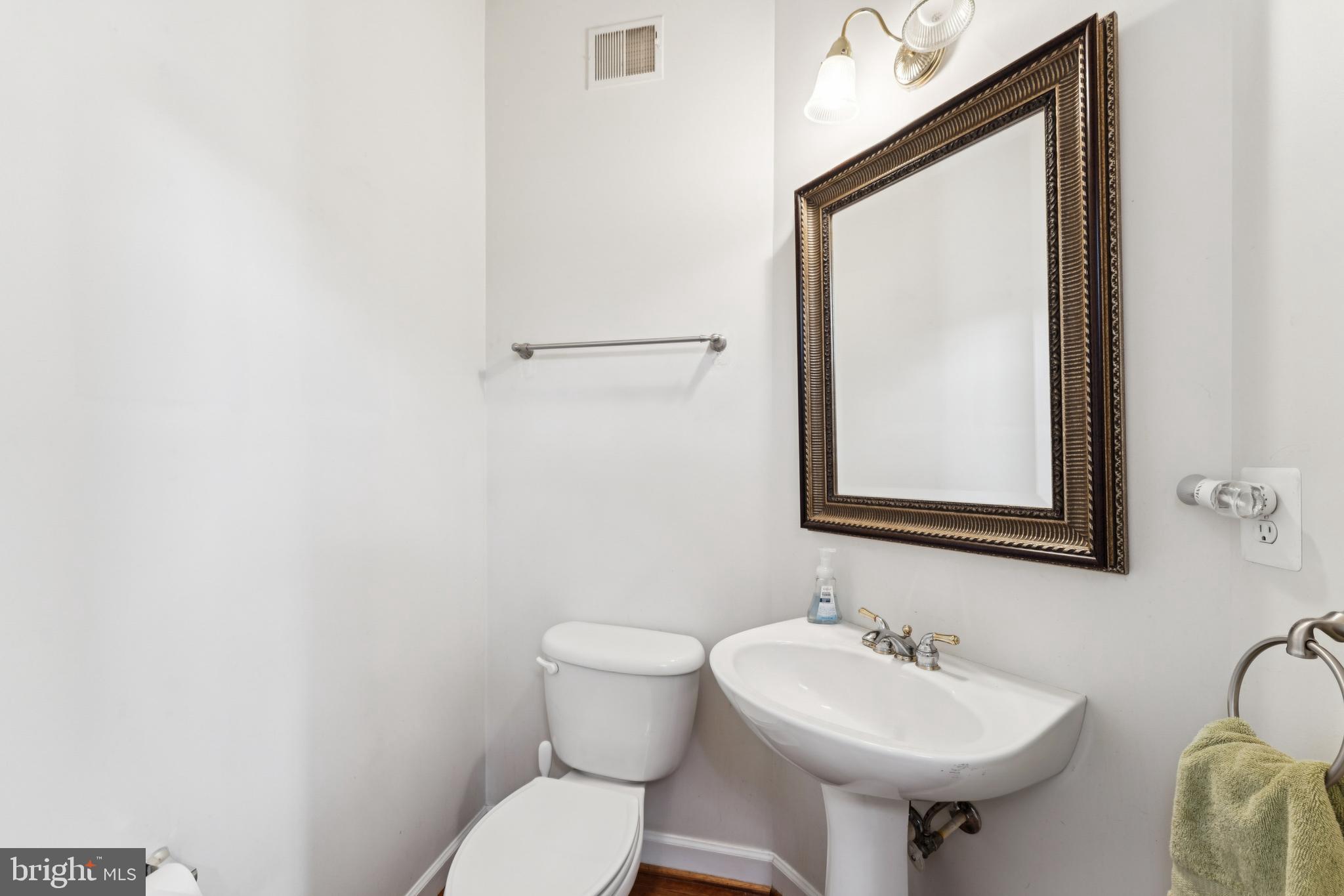 POTOMAC CHASE - Residential Lease