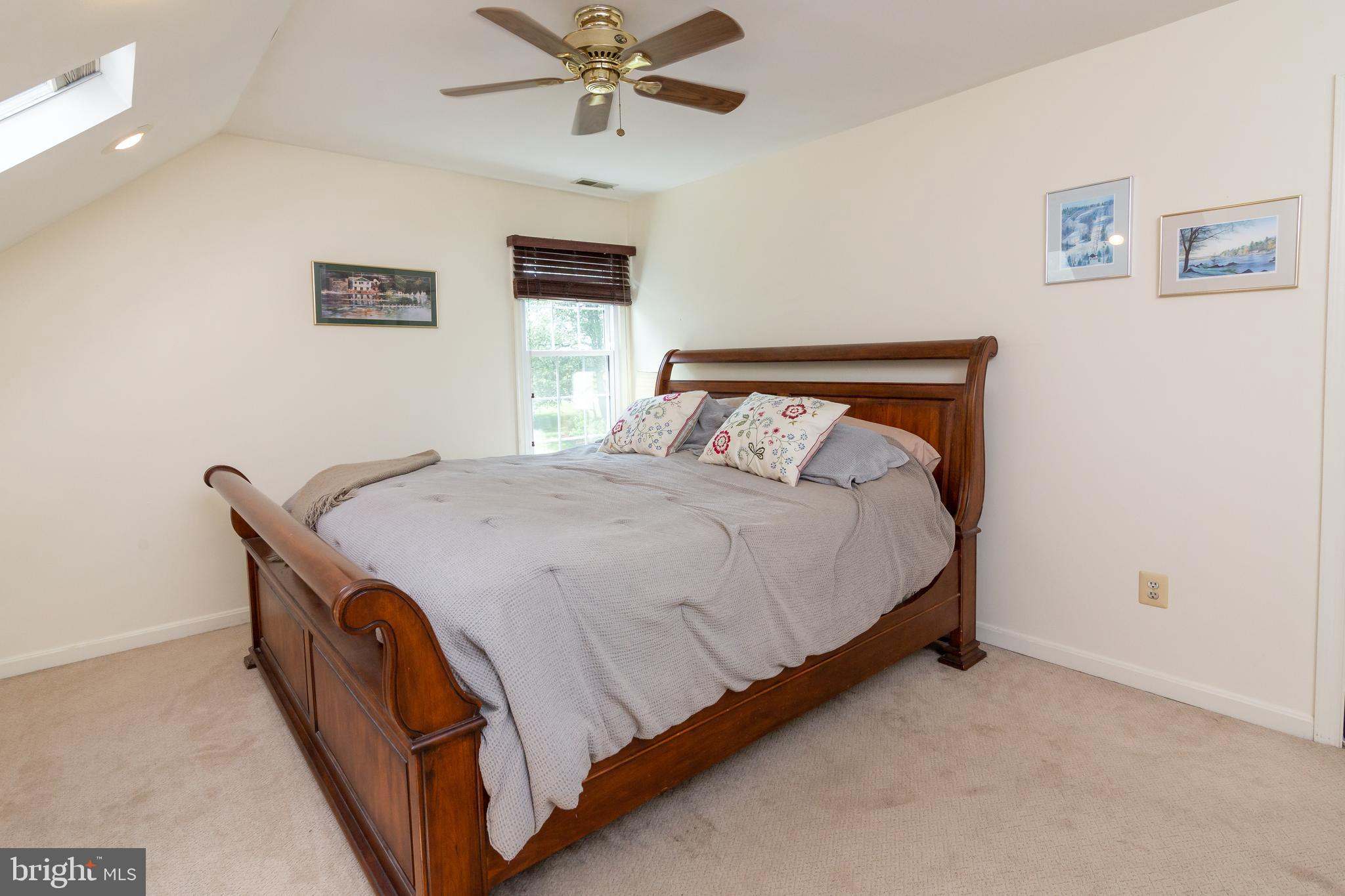 WHITEHALL BEACH - Residential