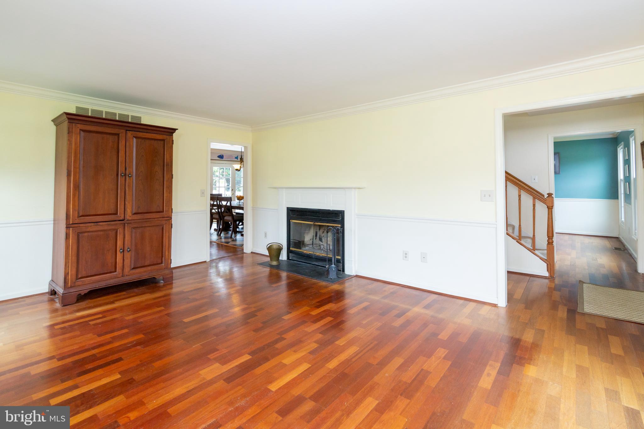 WHITEHALL BEACH - Residential