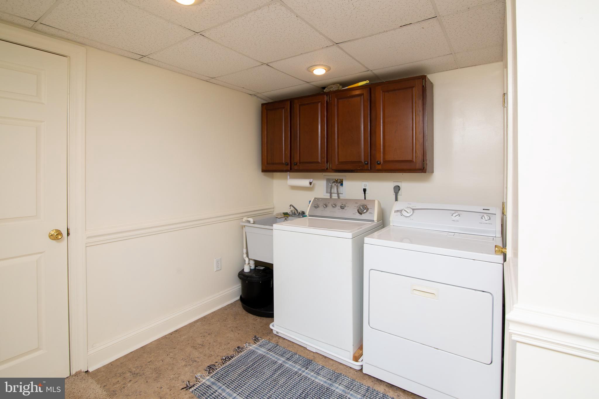 WHITEHALL BEACH - Residential