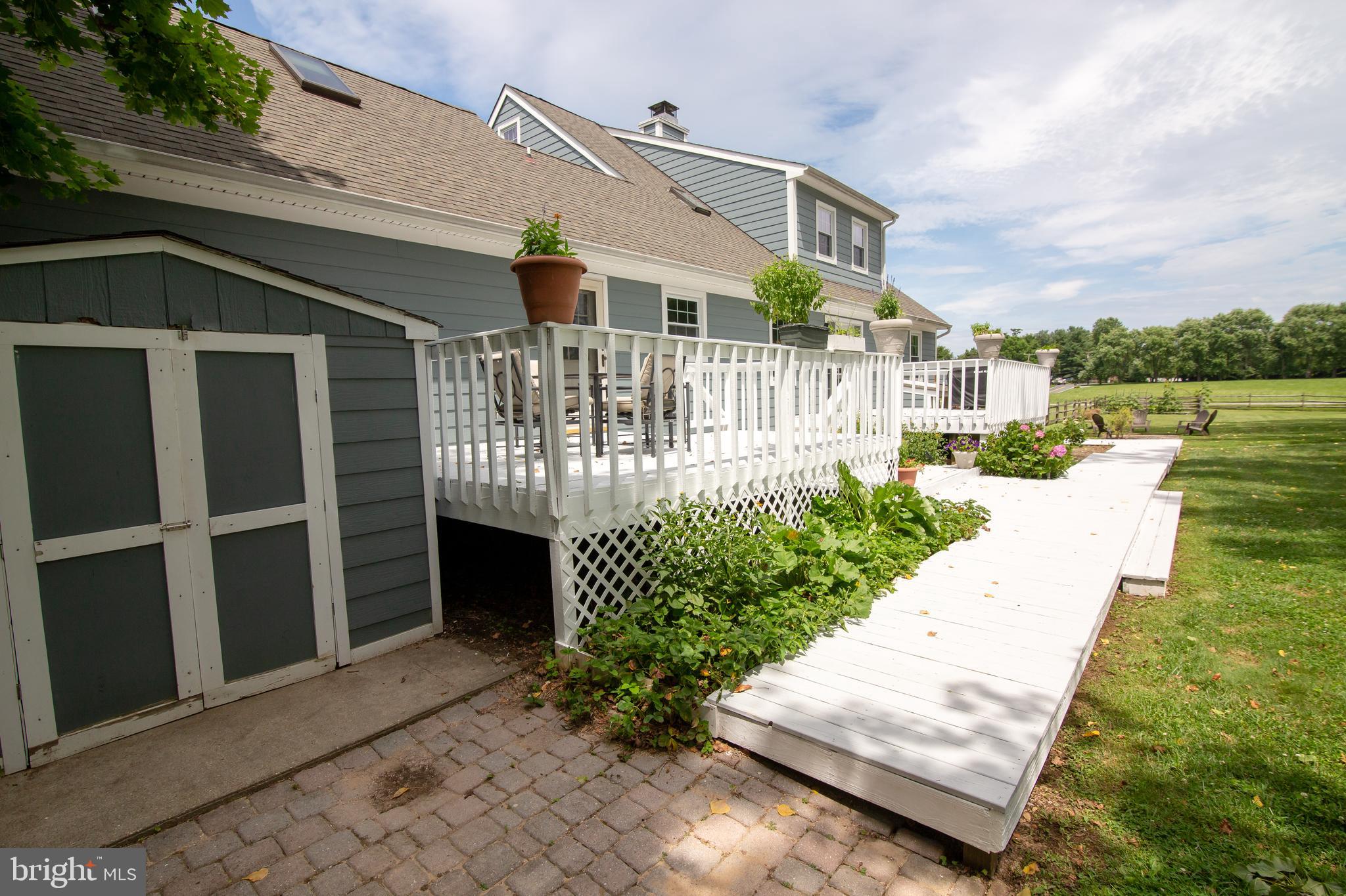 WHITEHALL BEACH - Residential