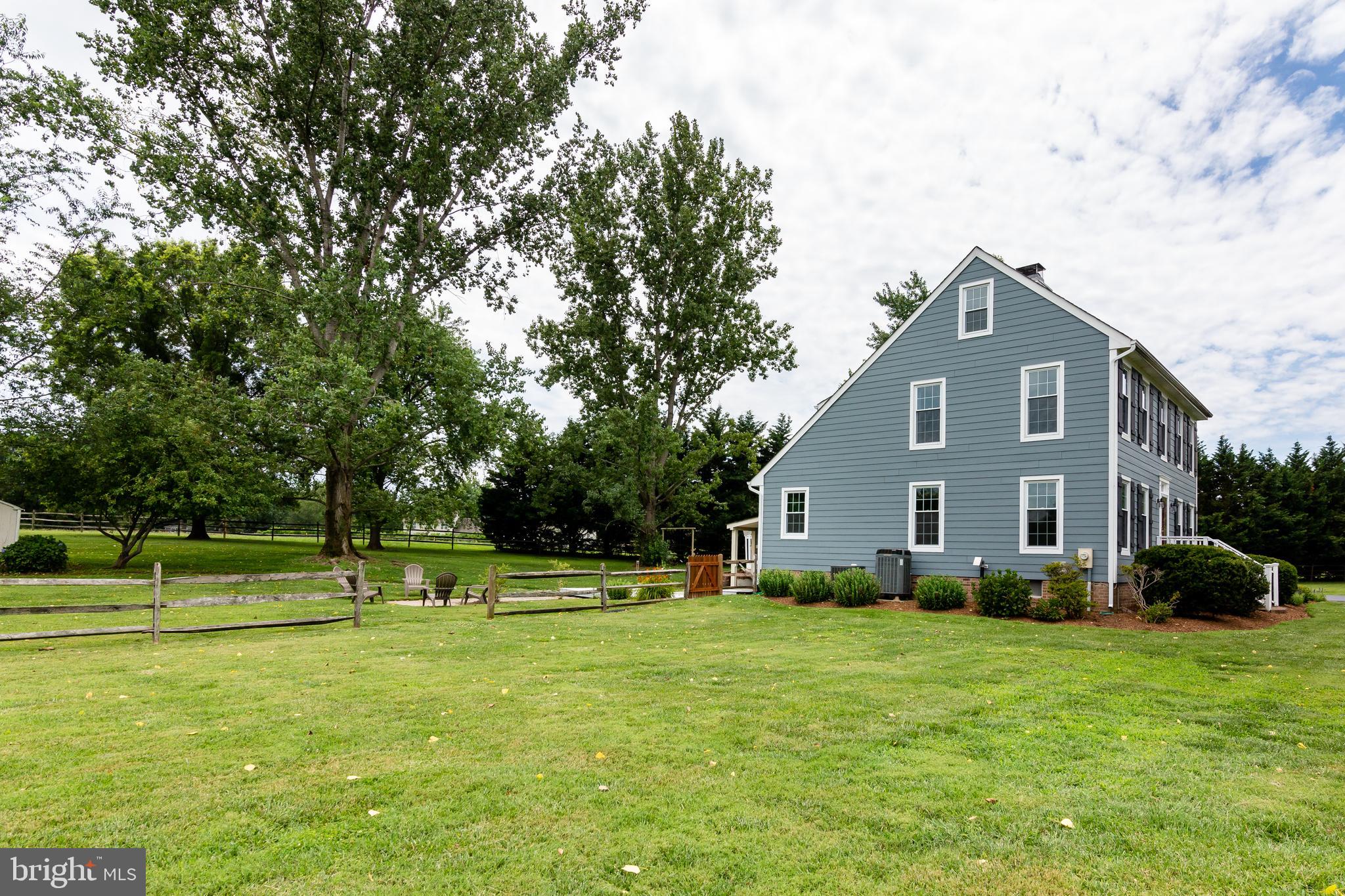 WHITEHALL BEACH - Residential