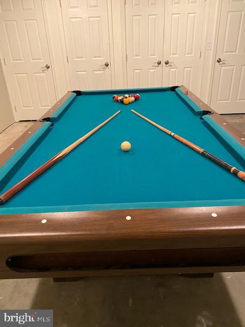 WHITEHALL BEACH - Residential