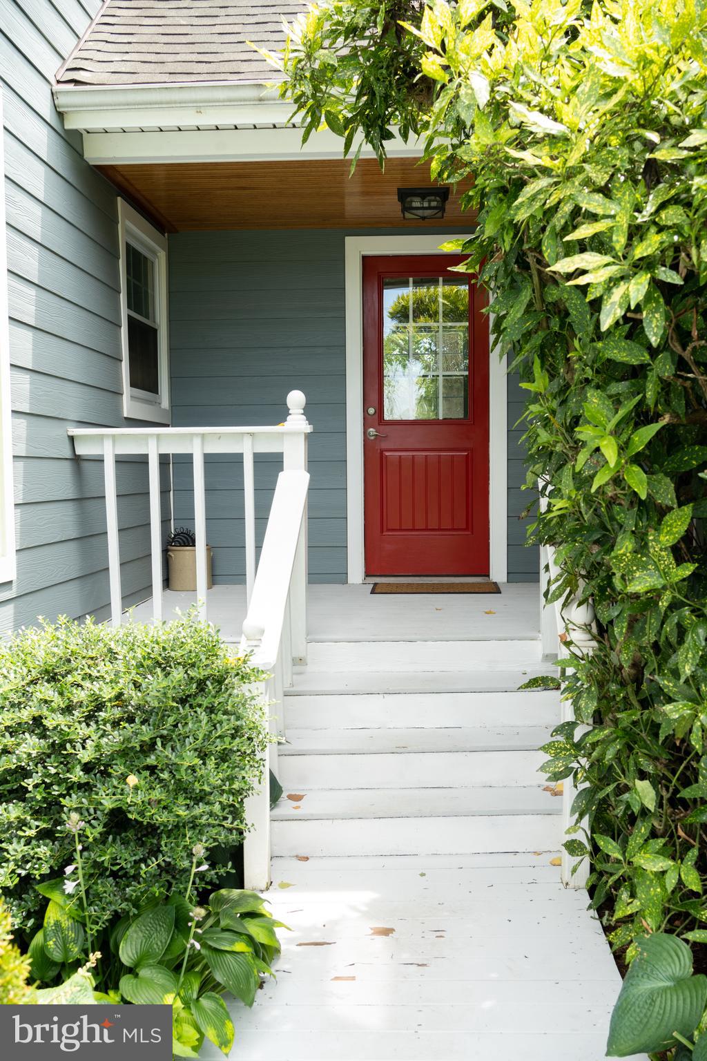 WHITEHALL BEACH - Residential