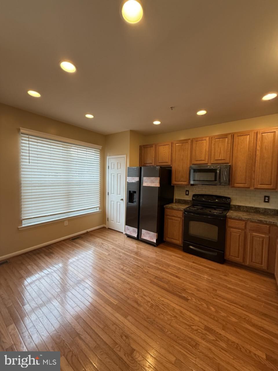 3741 BEDFORD DRIVE