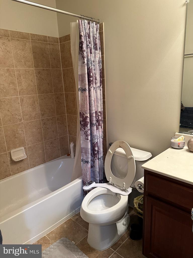 BRAMBLETON LANDBAY 2 - Residential Lease