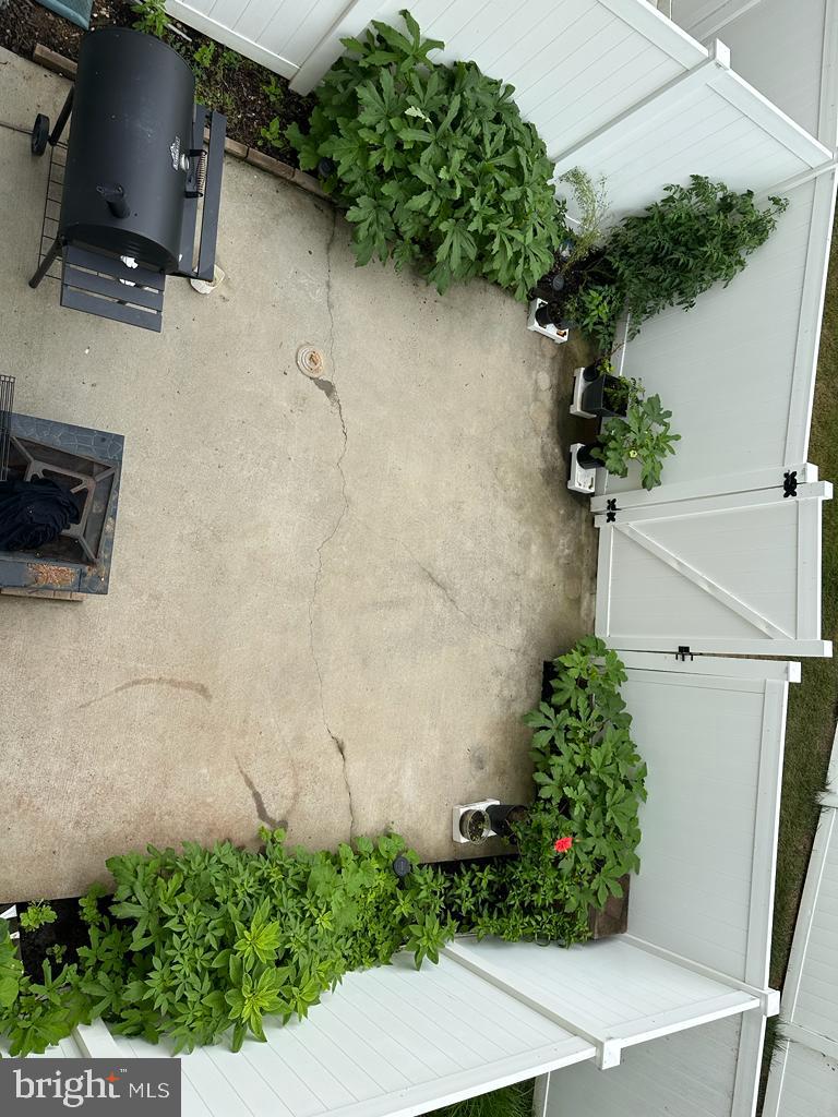 BRAMBLETON LANDBAY 2 - Residential Lease