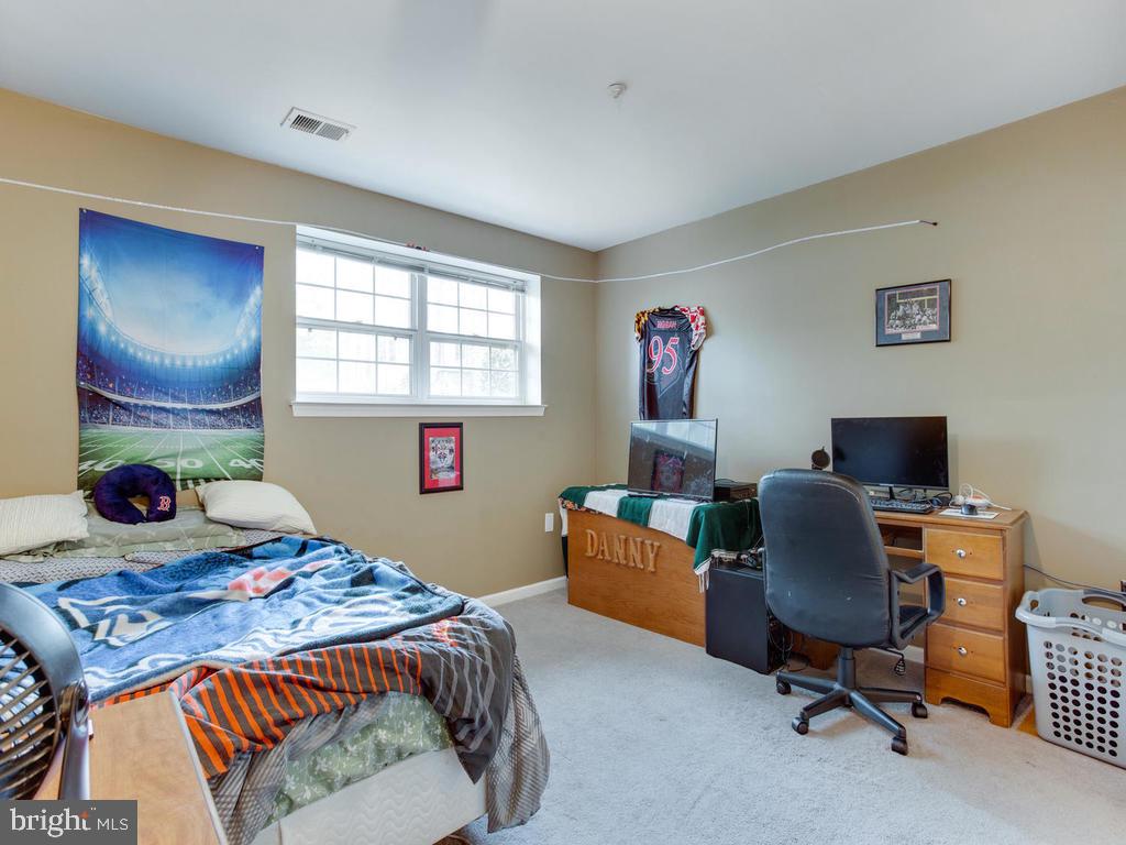 CROFTON VILLAGE - Residential