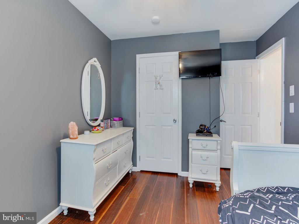 CROFTON VILLAGE - Residential