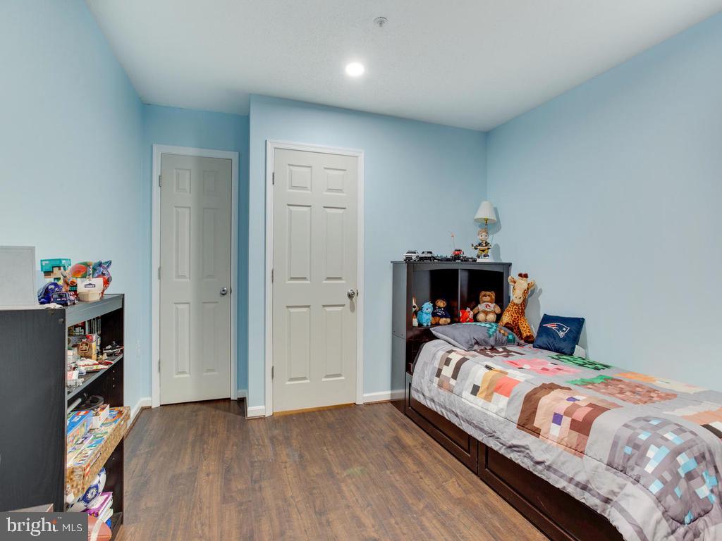 CROFTON VILLAGE - Residential