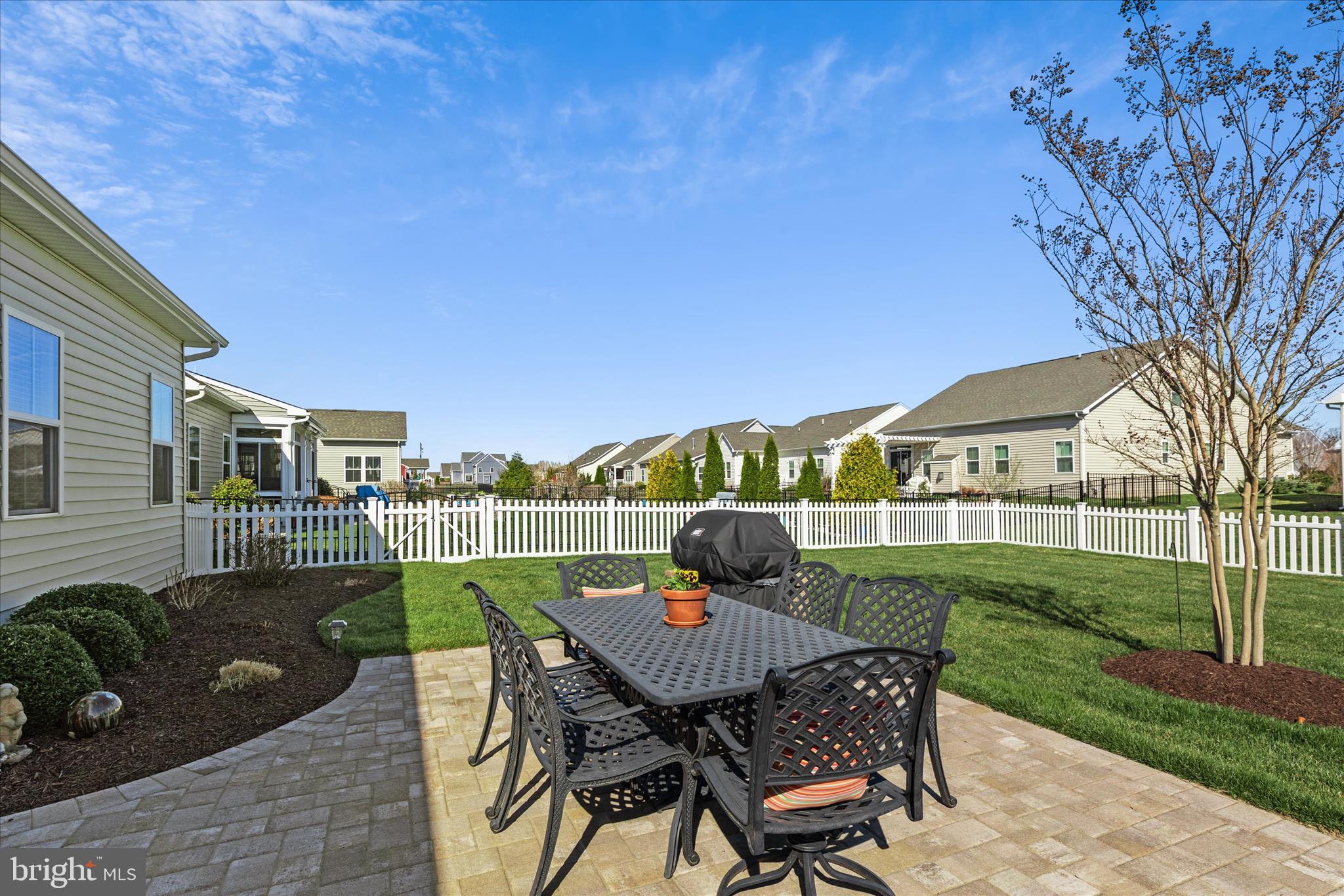 22426 PELICAN POINT BOULEVARD E