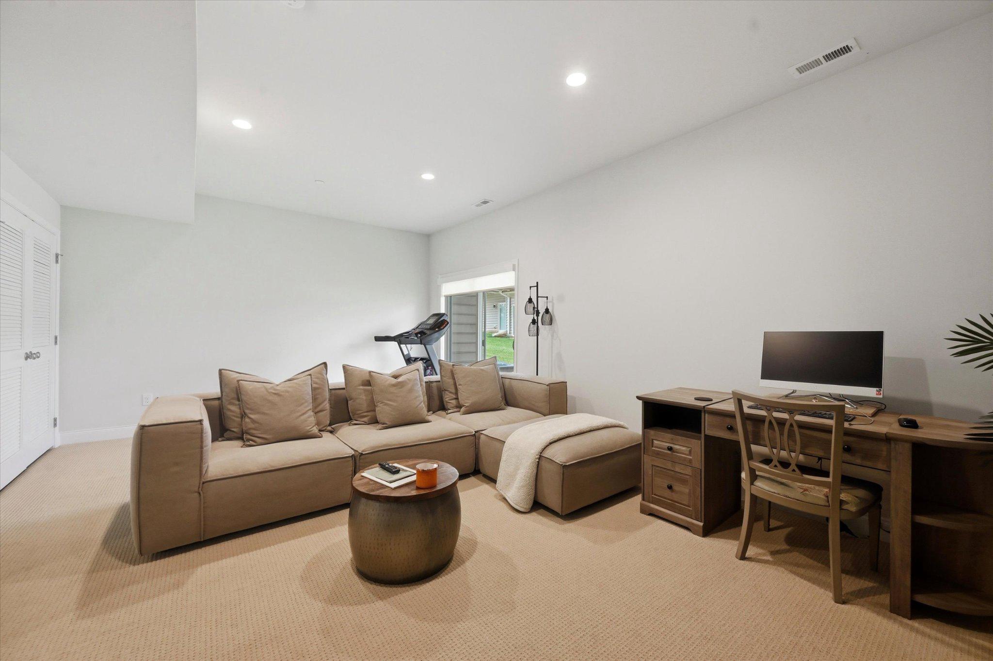 TOWNES AT CHESTER SPRINGS - Residential