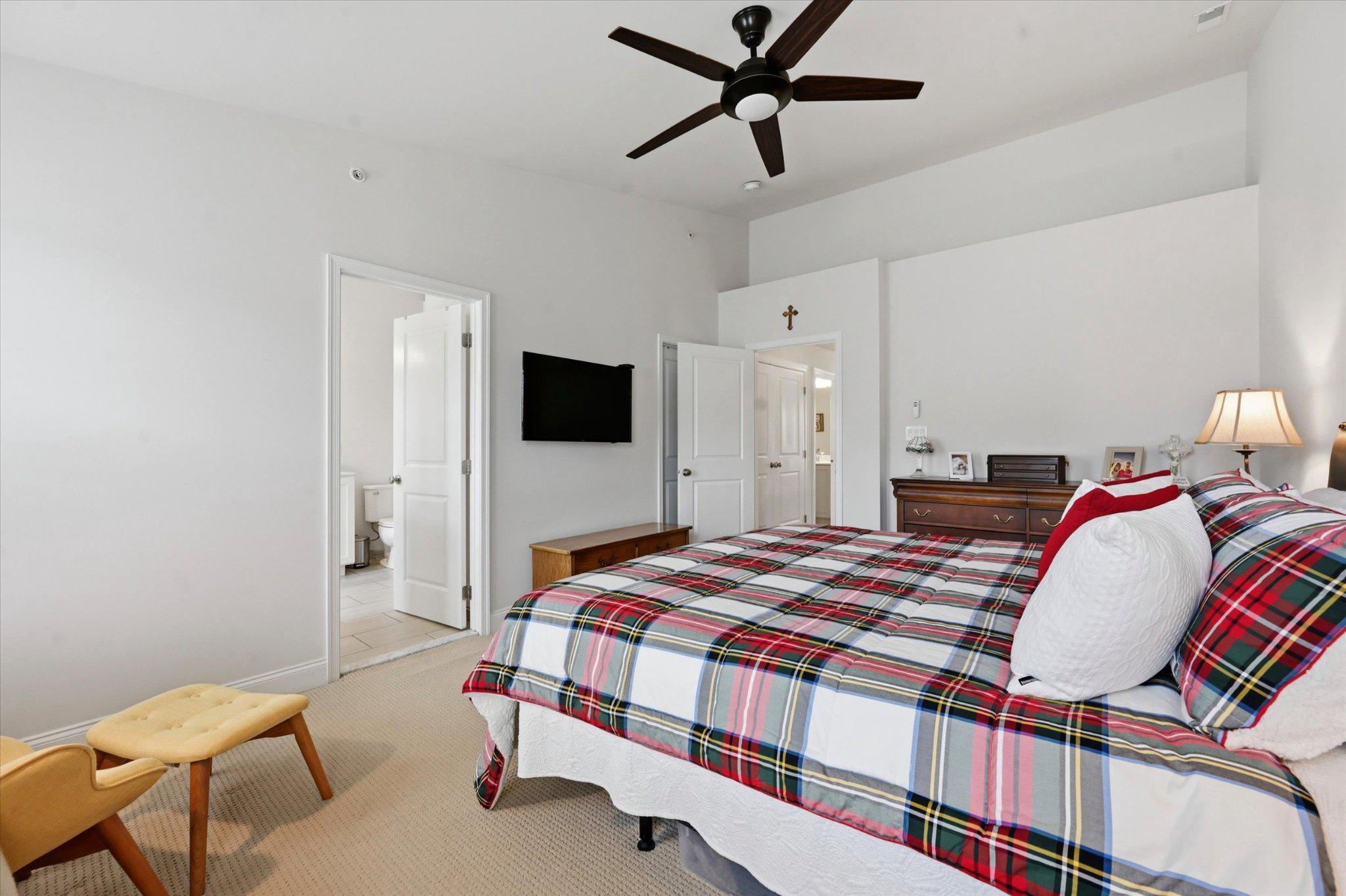 TOWNES AT CHESTER SPRINGS - Residential