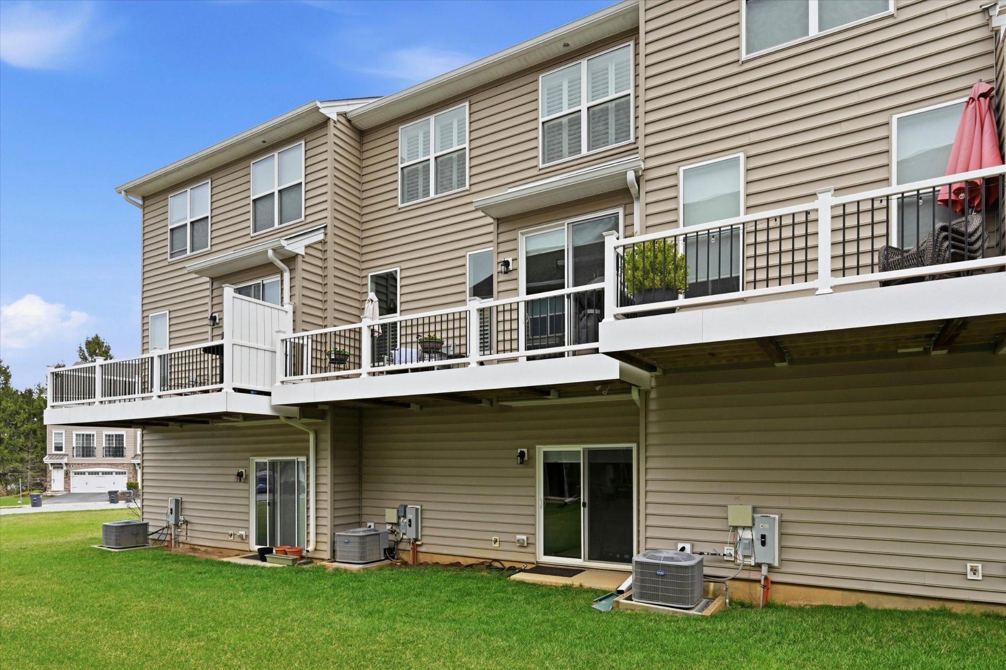 TOWNES AT CHESTER SPRINGS - Residential