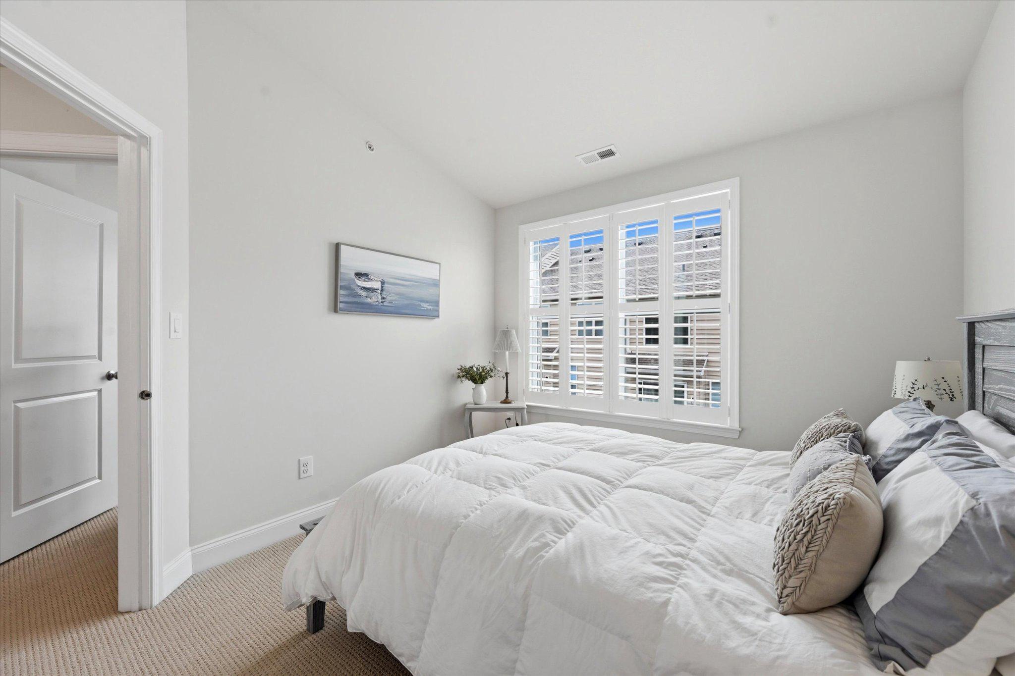 TOWNES AT CHESTER SPRINGS - Residential