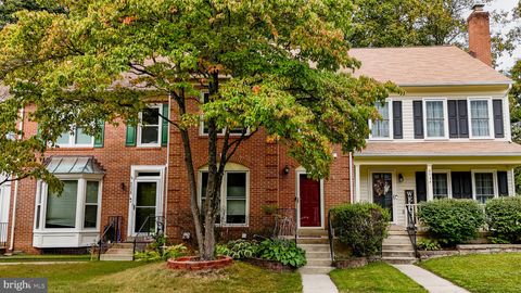 6036 ROCKTON COURT CENTREVILLE VA 20121