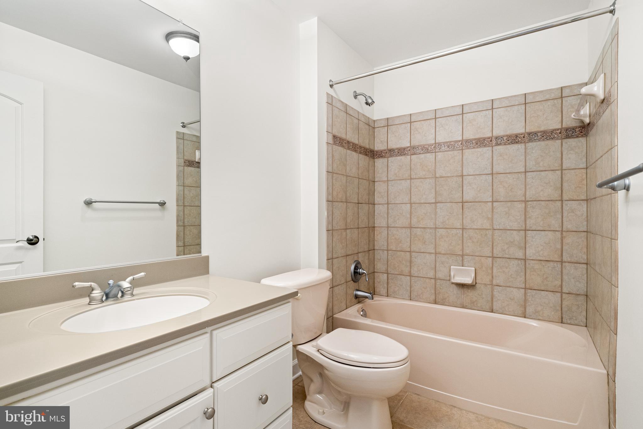 LUXMANOR - Residential