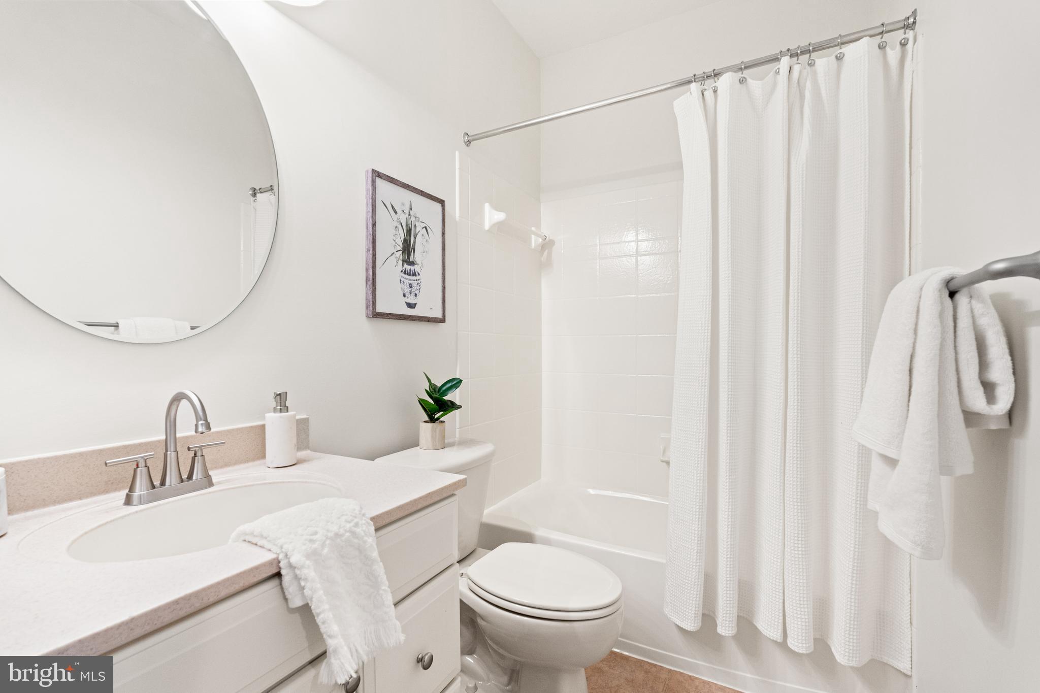 LUXMANOR - Residential