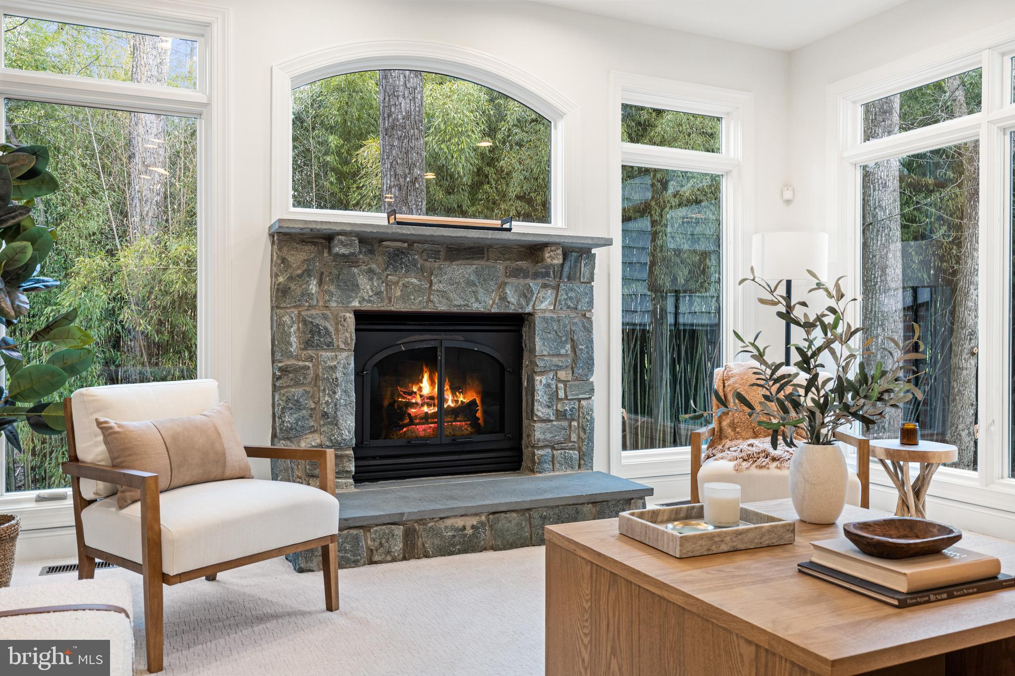 LUXMANOR - Residential