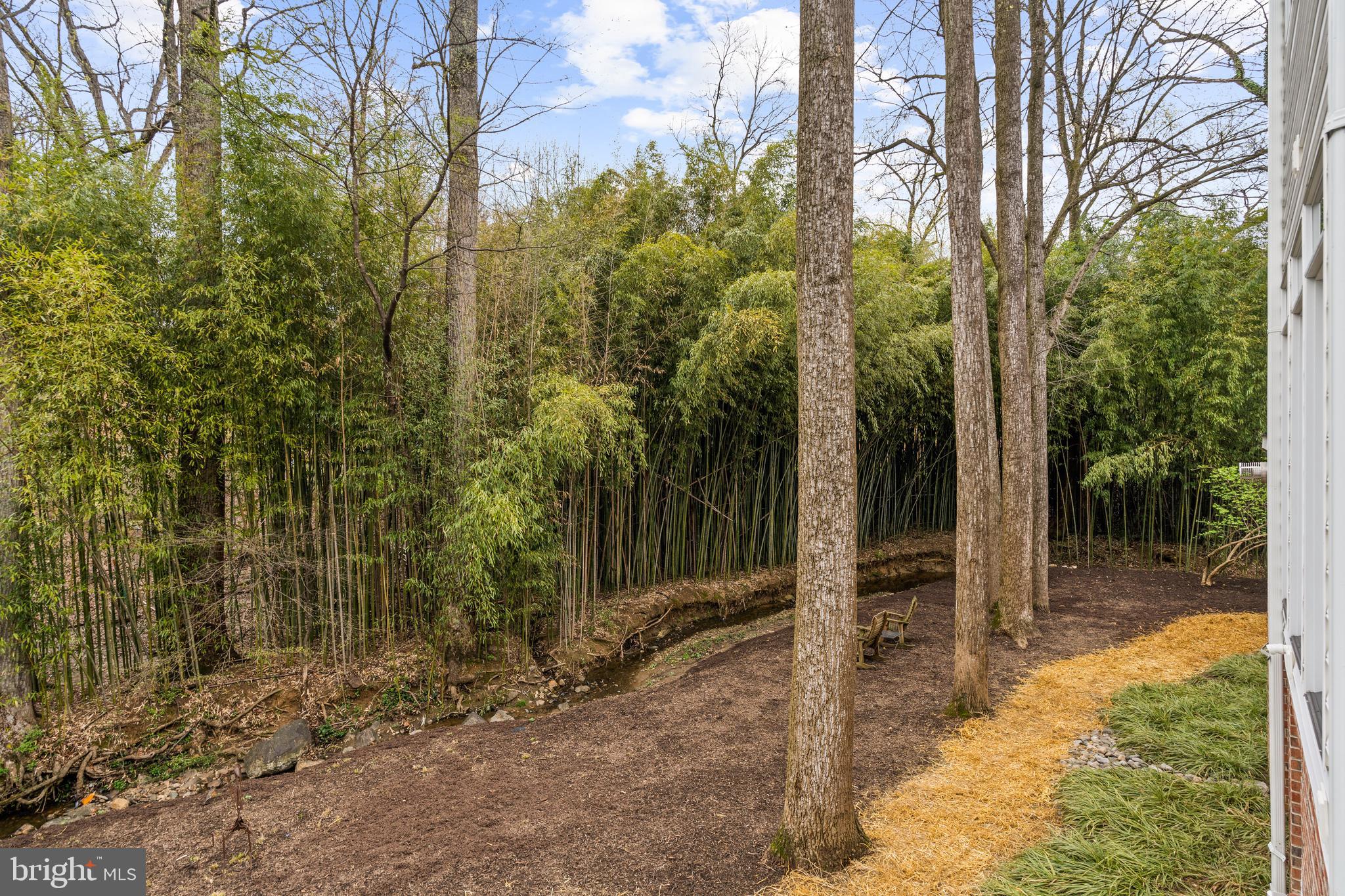 LUXMANOR - Residential