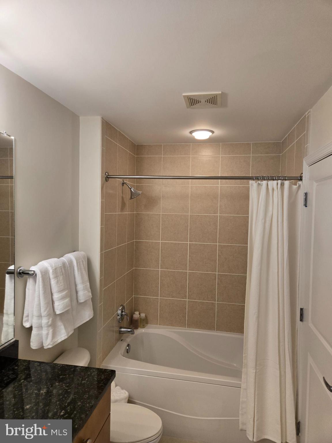 ONE NATIONAL HARBOR CONDOMINIUM - Residential