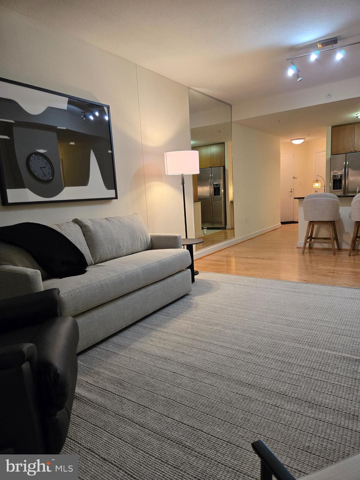 ONE NATIONAL HARBOR CONDOMINIUM - Residential