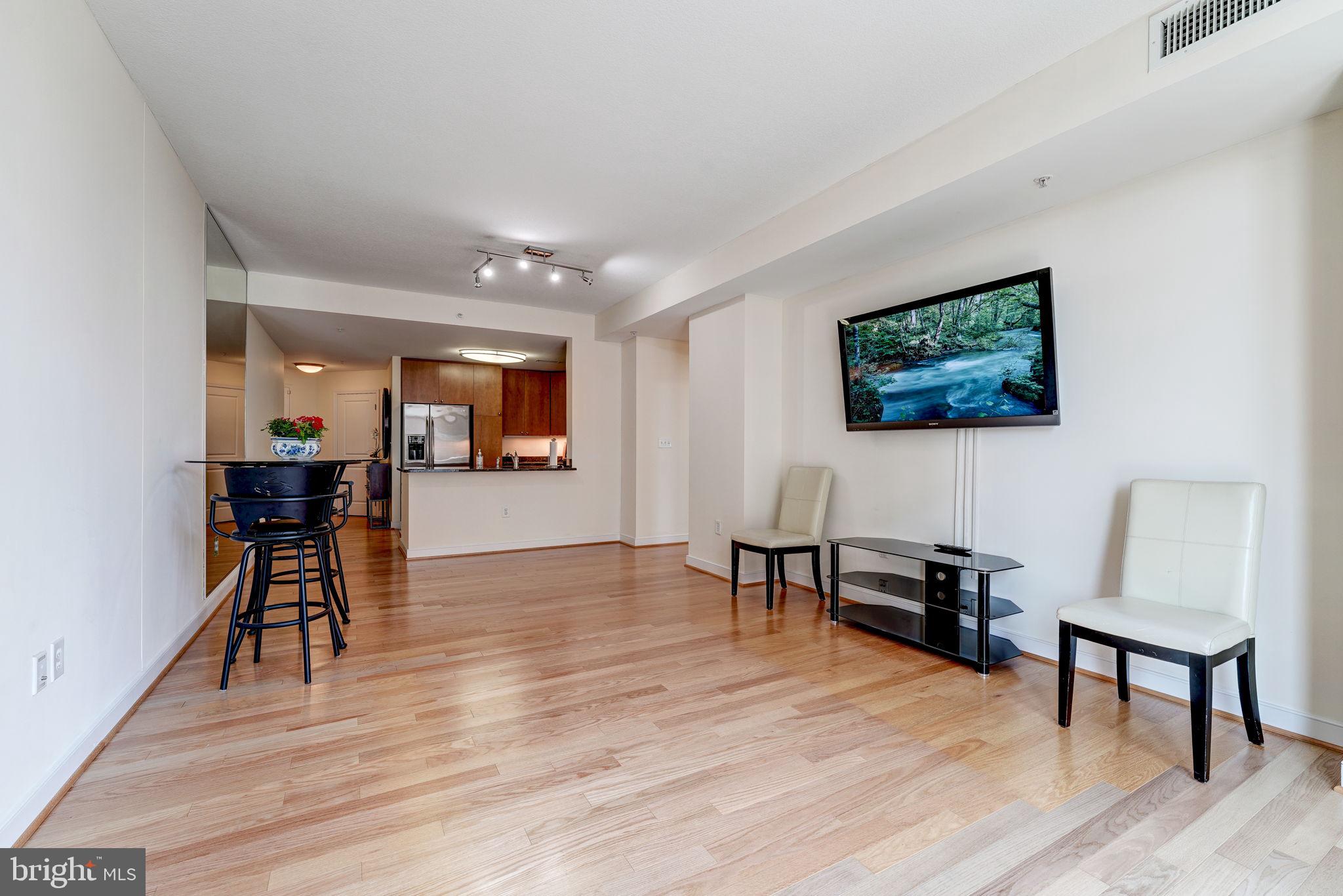 ONE NATIONAL HARBOR CONDOMINIUM - Residential