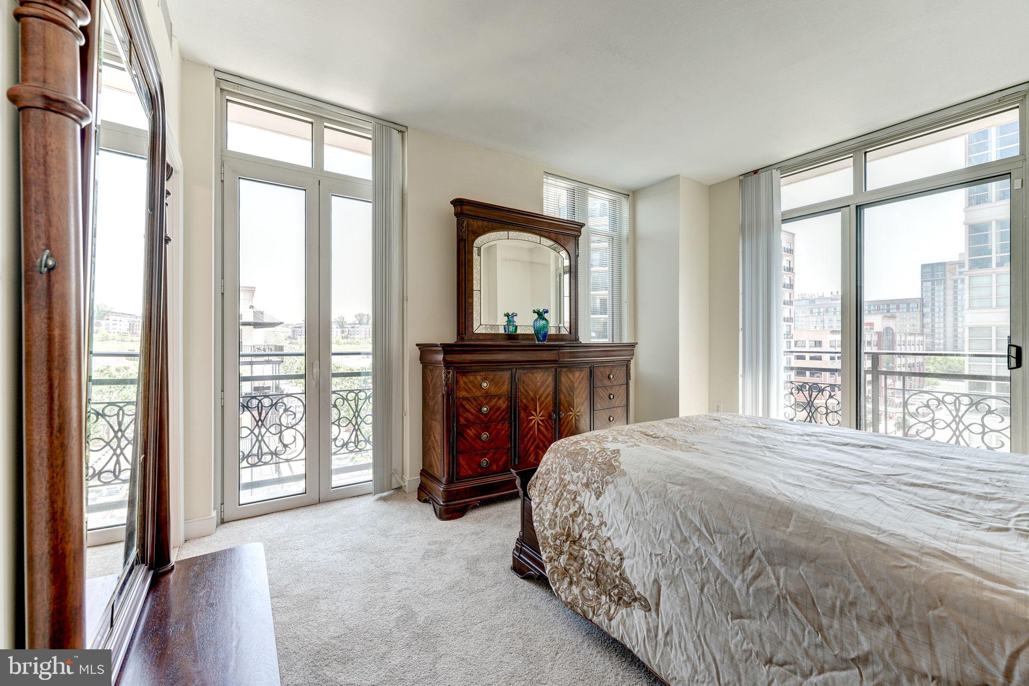 ONE NATIONAL HARBOR CONDOMINIUM - Residential