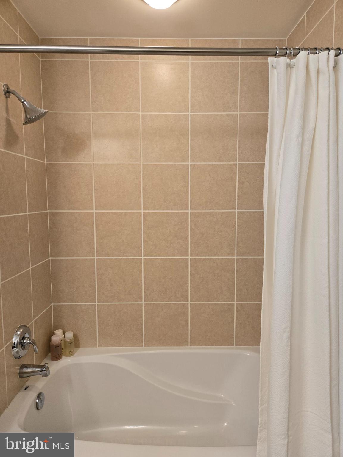 ONE NATIONAL HARBOR CONDOMINIUM - Residential