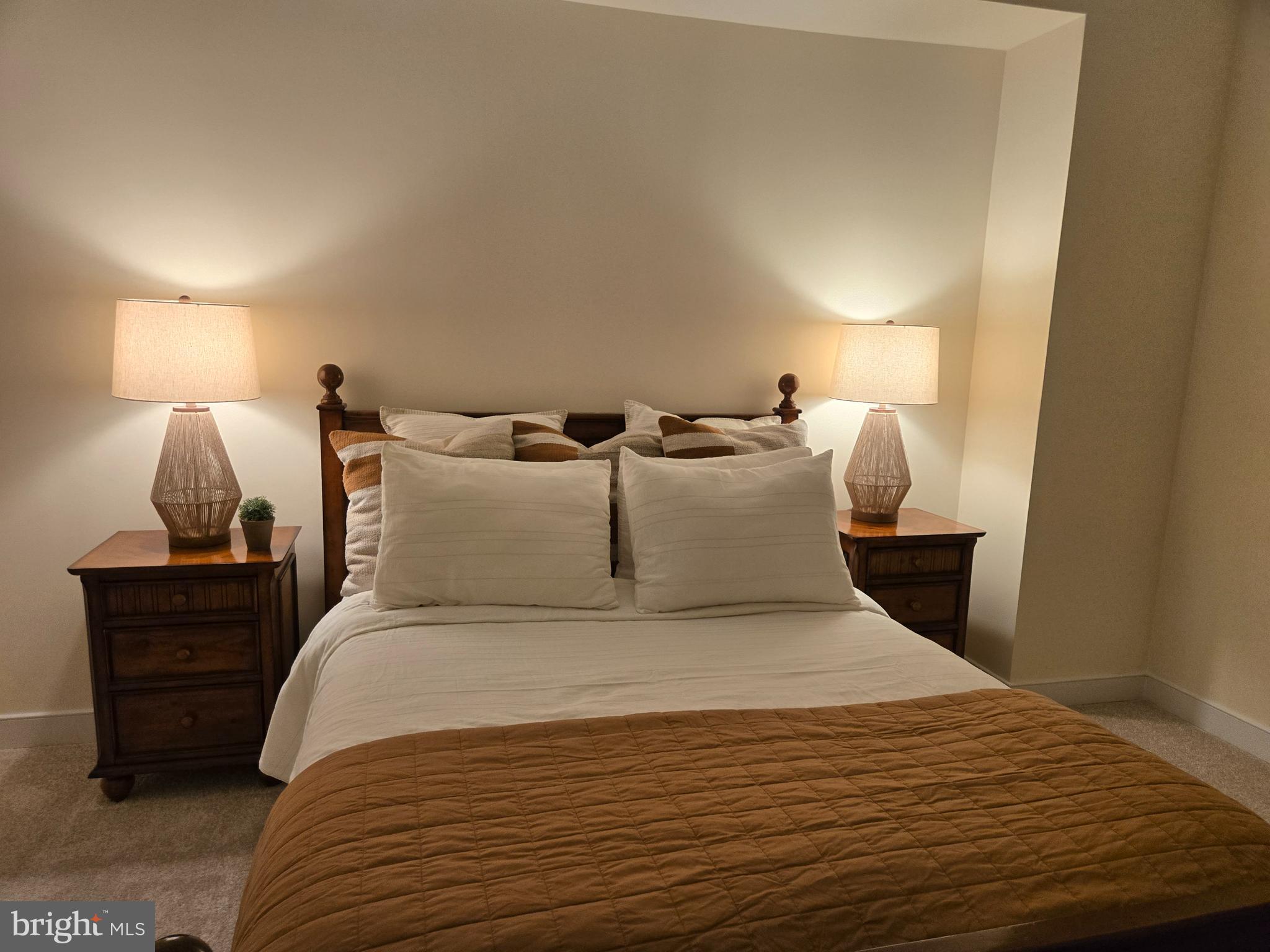 ONE NATIONAL HARBOR CONDOMINIUM - Residential