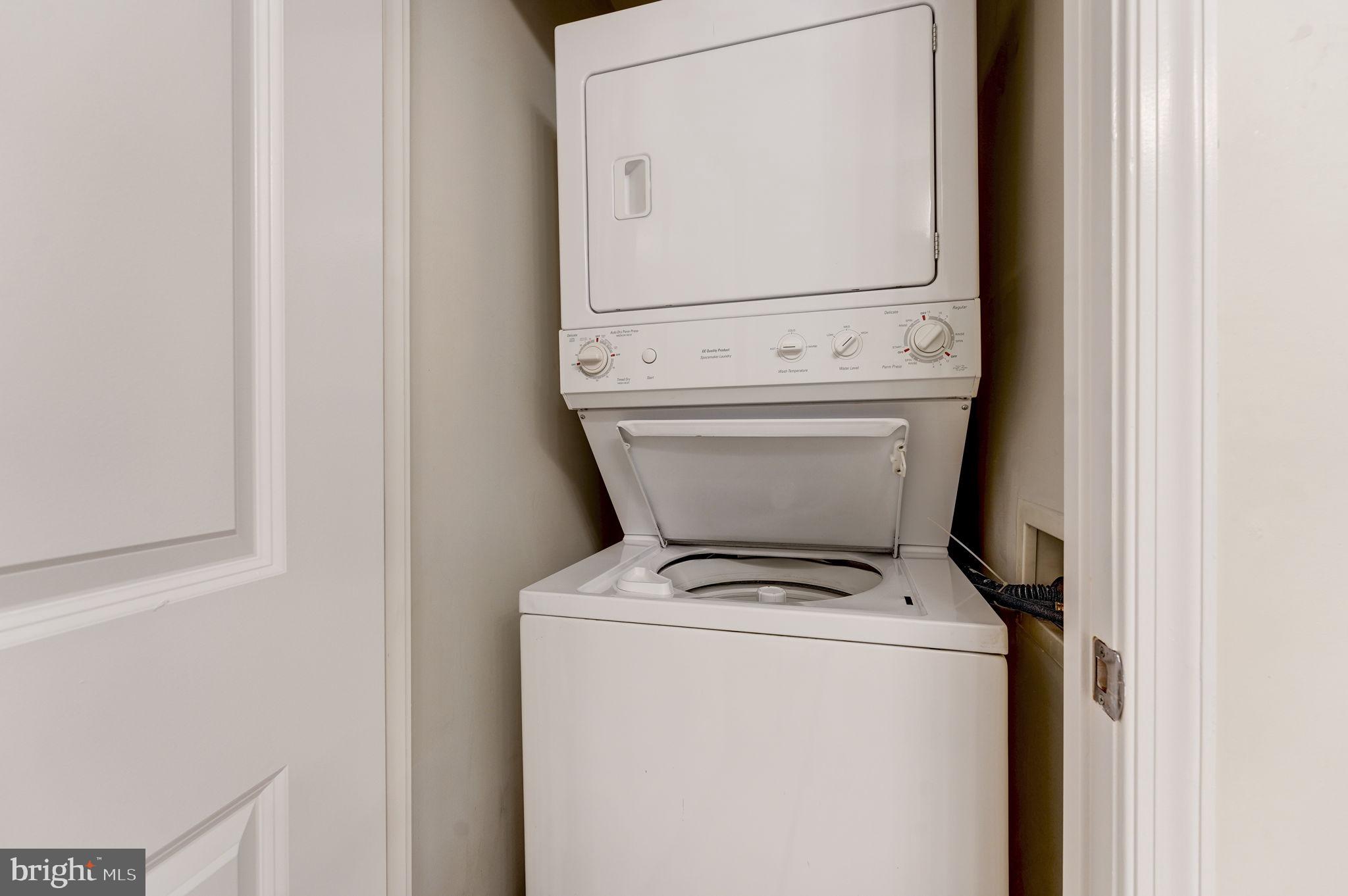 ONE NATIONAL HARBOR CONDOMINIUM - Residential