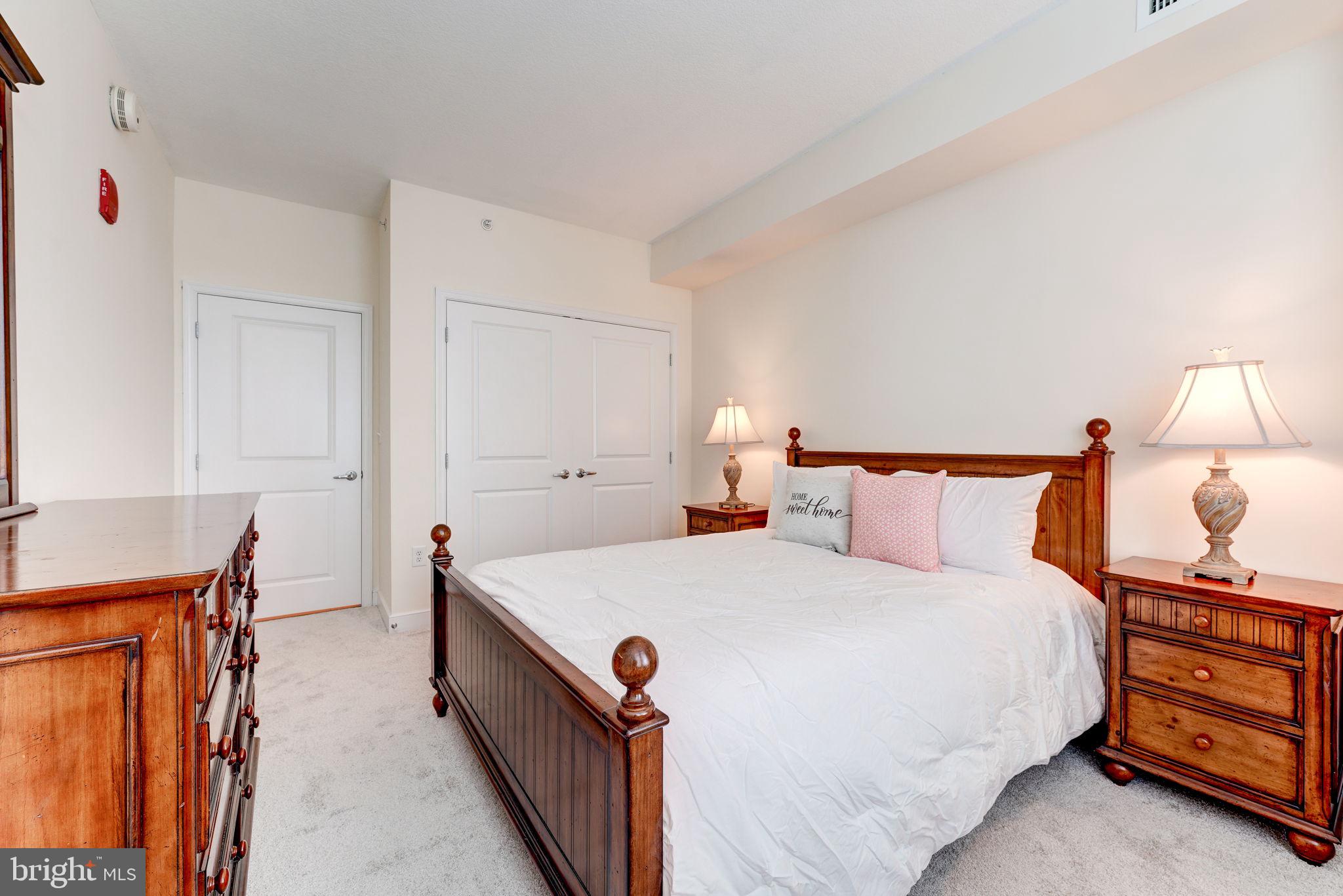 ONE NATIONAL HARBOR CONDOMINIUM - Residential