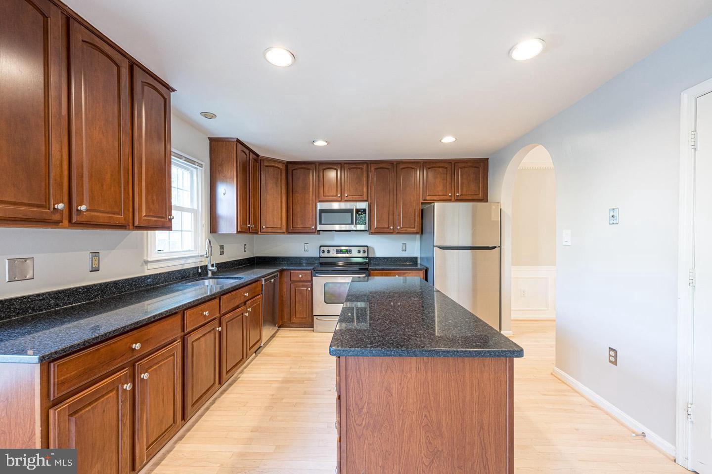 HAHN PROPERTY - Residential Lease