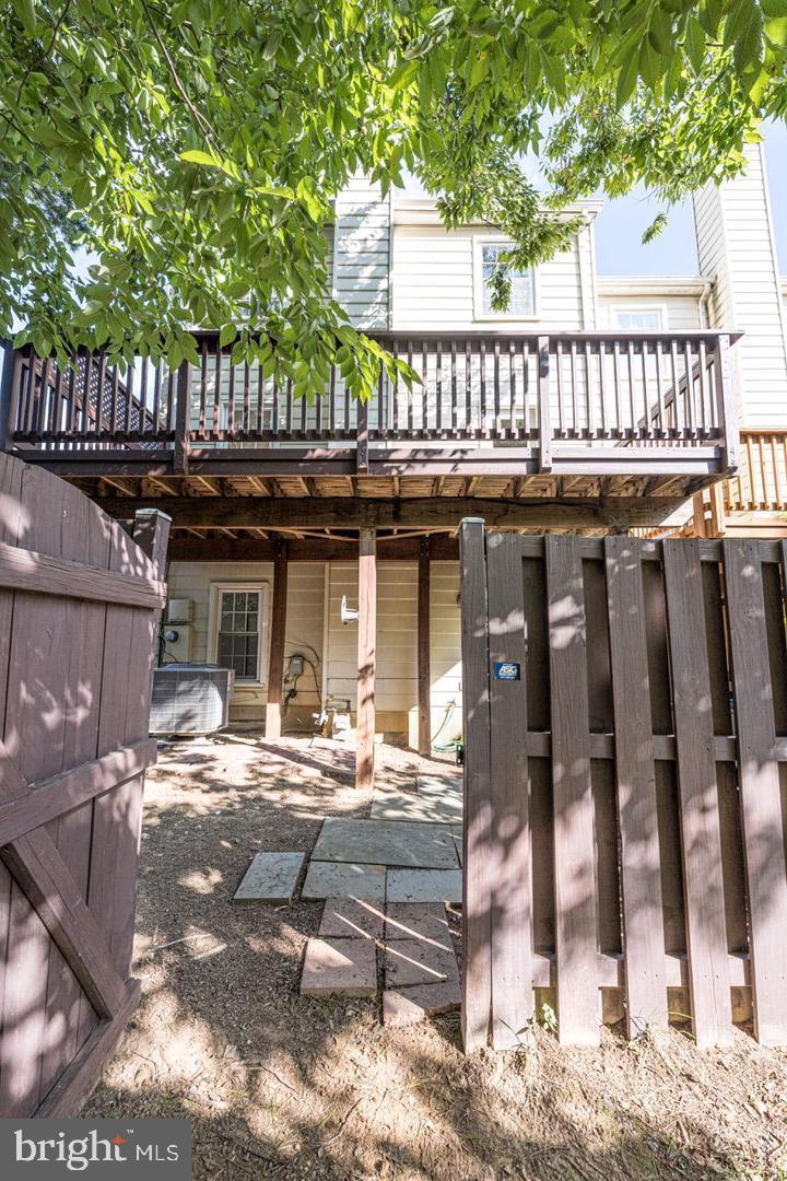 HAHN PROPERTY - Residential Lease