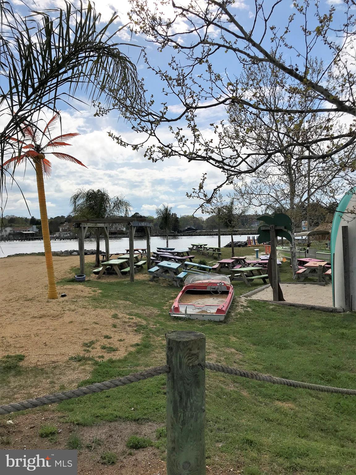 POTOMAC SHORES - Land