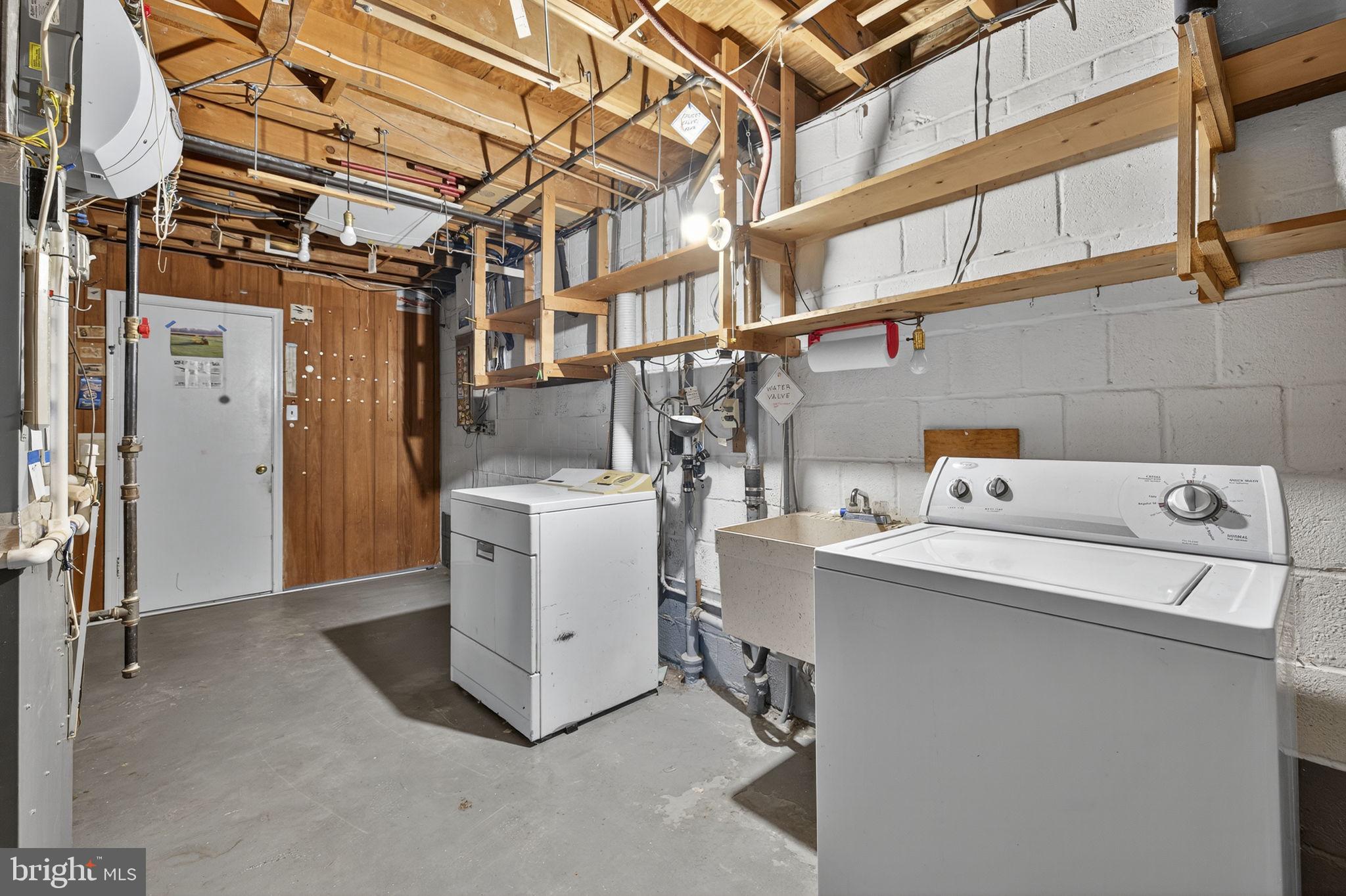 TYSONS GREEN - Residential