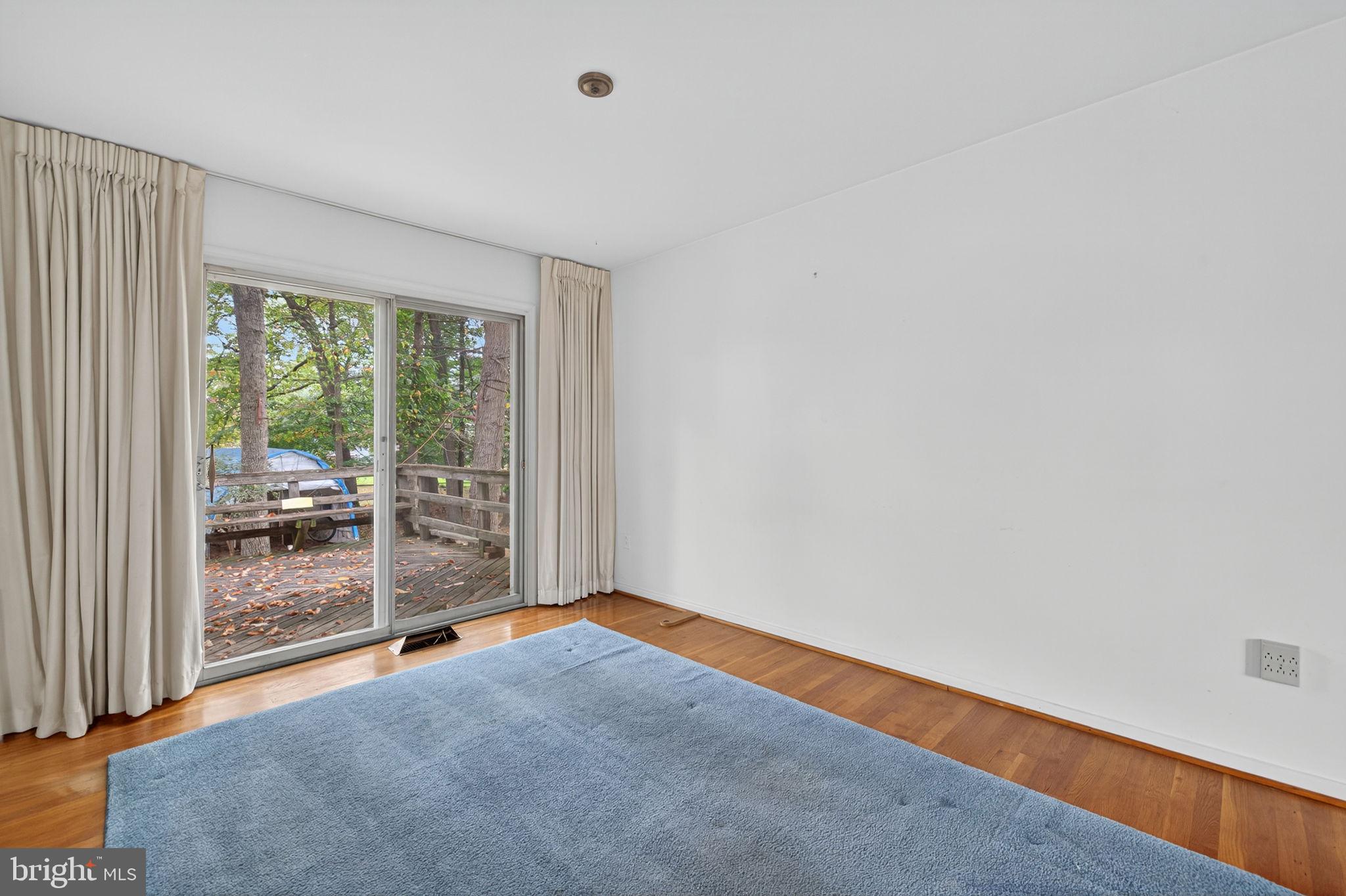 TYSONS GREEN - Residential