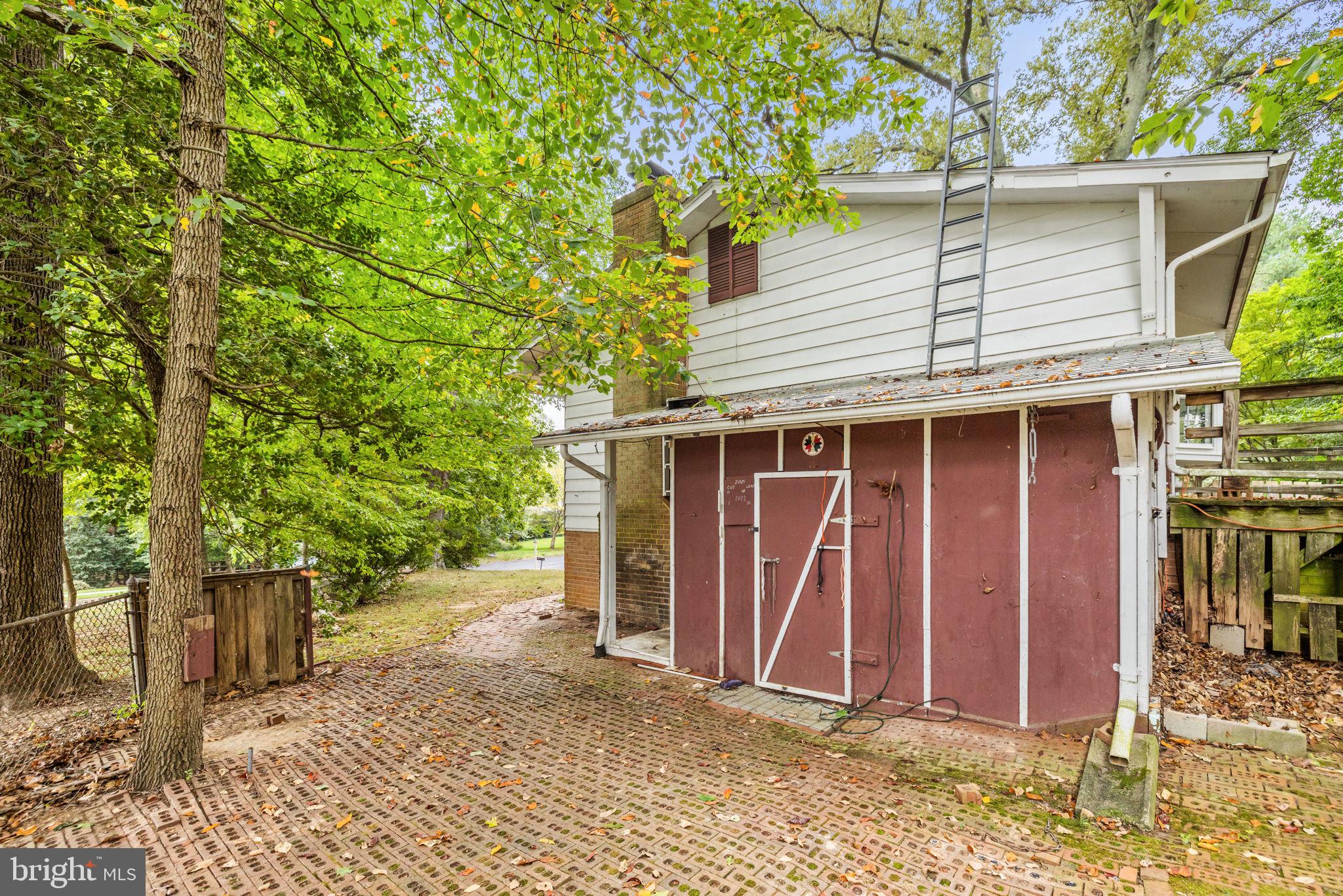 TYSONS GREEN - Residential