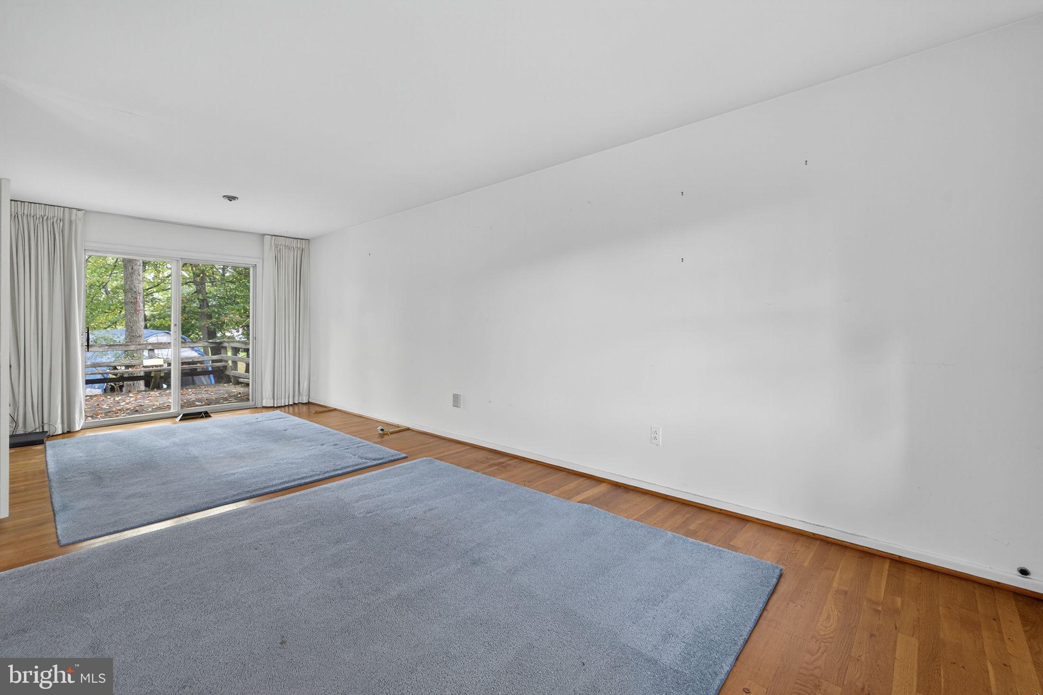 TYSONS GREEN - Residential